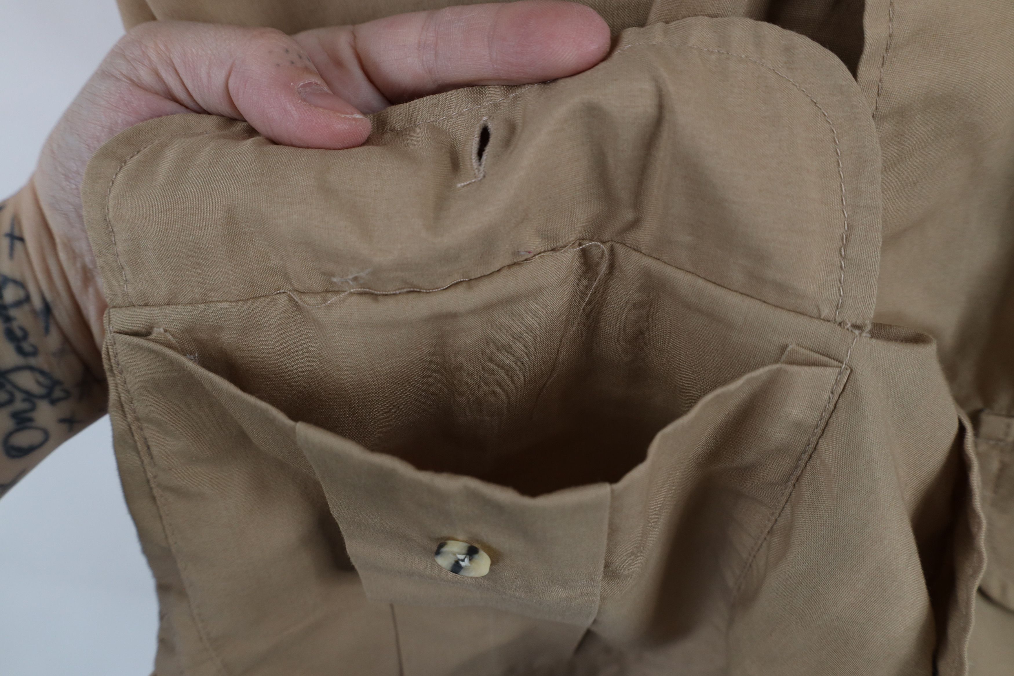 Vintage Vintage 90s Streetwear Safari Bush Button Shirt Beige Size US S / EU 44-46 / 1 - 7 Thumbnail