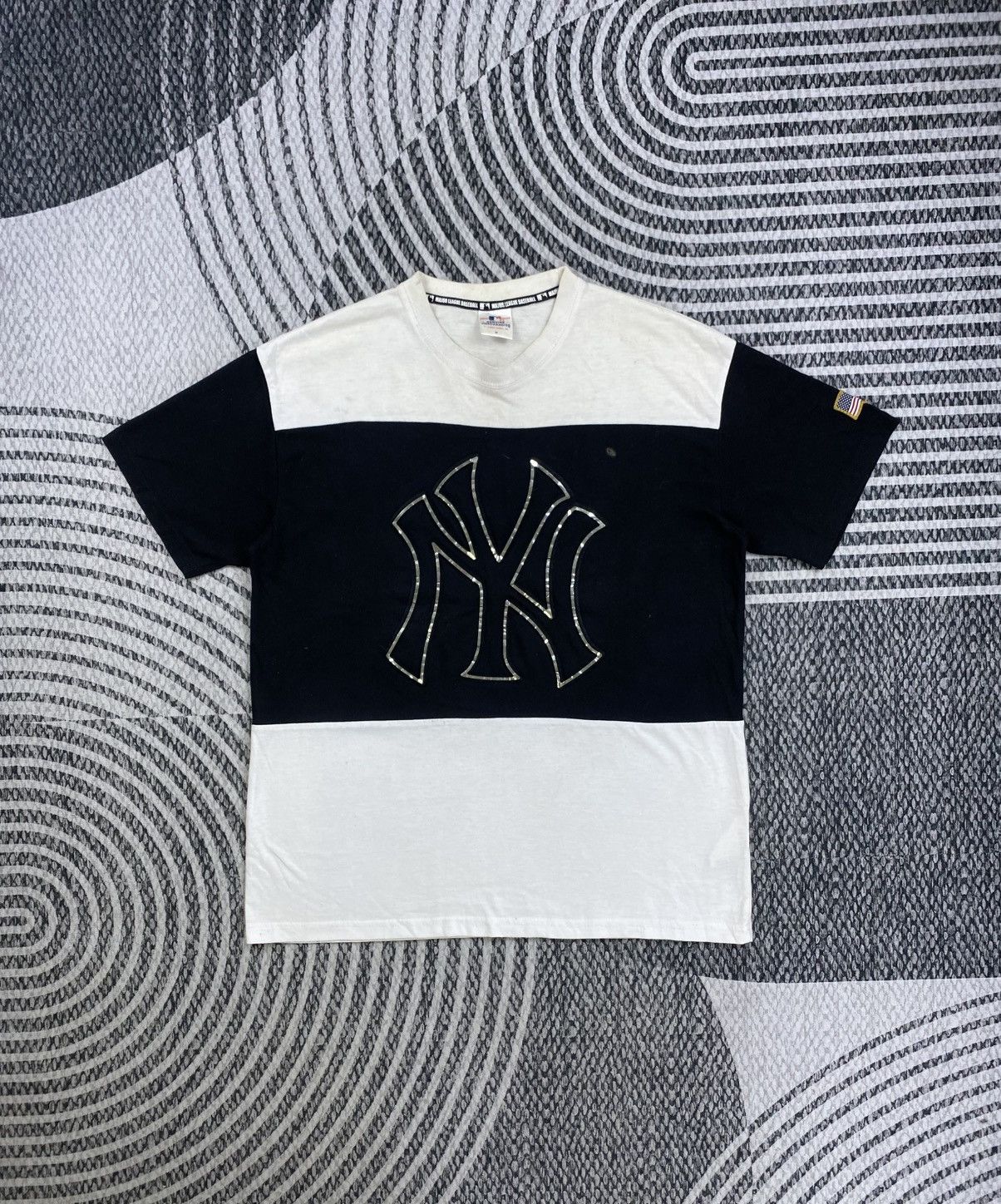 New York Yankees Vtg Yankees Big Logo Block Color Shortsleeve Shirt Size US M / EU 48-50 / 2 - 2 Thumbnail