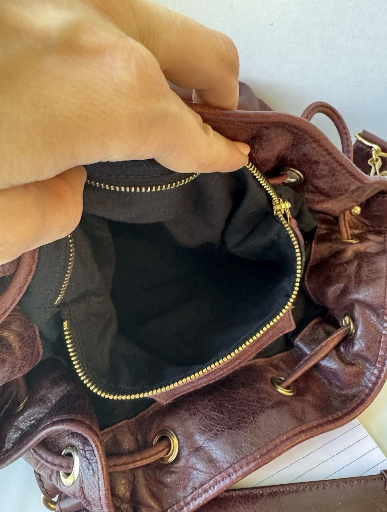 Balenciaga Balenciaga Giant Pompon Rouge Grenat Burgundy Gold Hardware Size ONE SIZE - 7 Thumbnail