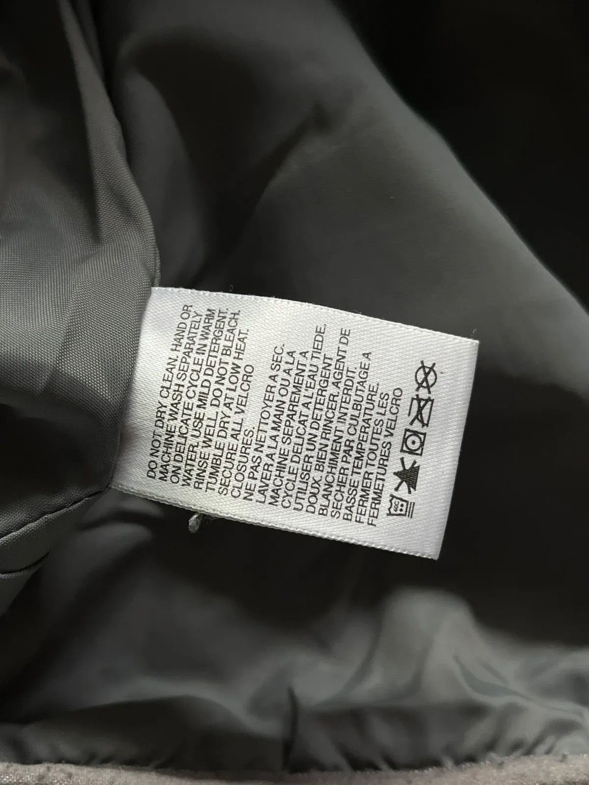 The North Face The North Face 2002 Y2K Windbreaker Jacket Women's Sz S Size S / US 4 / IT 40 - 11 Thumbnail