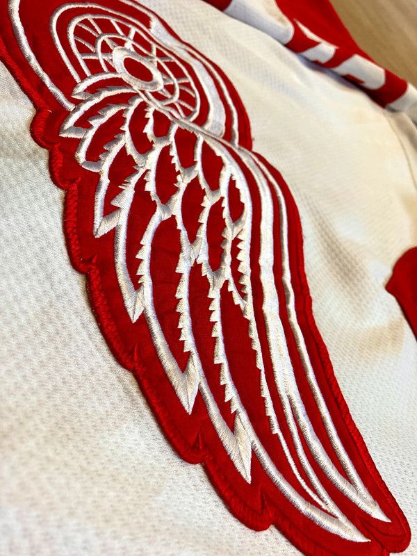 Starter NHL Yzerman Detroit Red Wings Starter Jersey Vintage 90's Size US XL / EU 56 / 4 - 4 Thumbnail