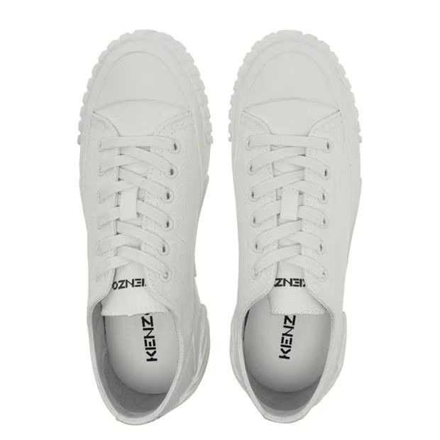 o1g2r1mq1024Tiger Crest Sneaker in White