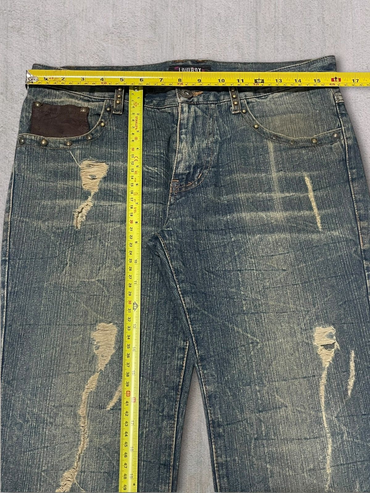 LOWBOX Vintage Lowbox Bondage Rivet Distressed Mudwash Flare Jeans Size US 32 / EU 48 - 15 Thumbnail
