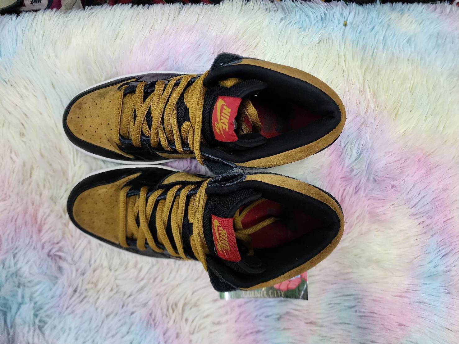 Nike Nike Sb Dunk Mid Golden Hops Size US 9.5 / EU 42-43 - 2 Thumbnail