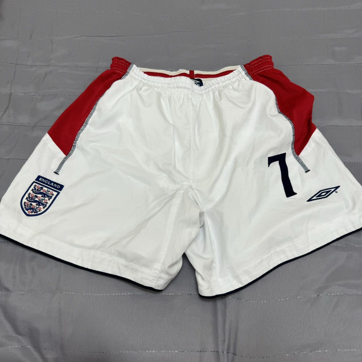 Umbro England 02/04 away set #7 Size US L / EU 52-54 / 3 - 8 Thumbnail