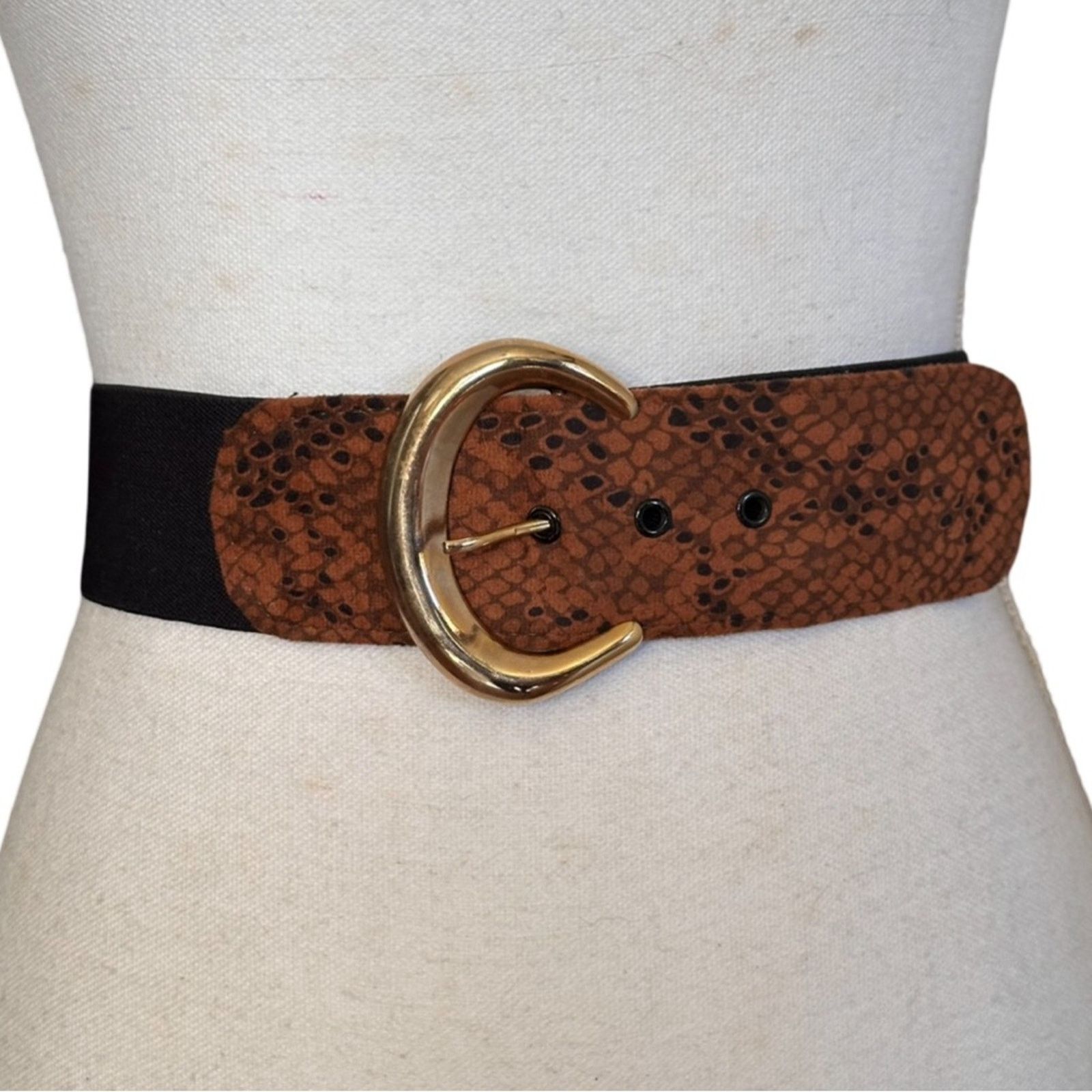 Vintage Vintage Black Stretch Belt With Faux Suede Snake Print Size ONE SIZE - 1 Thumbnail