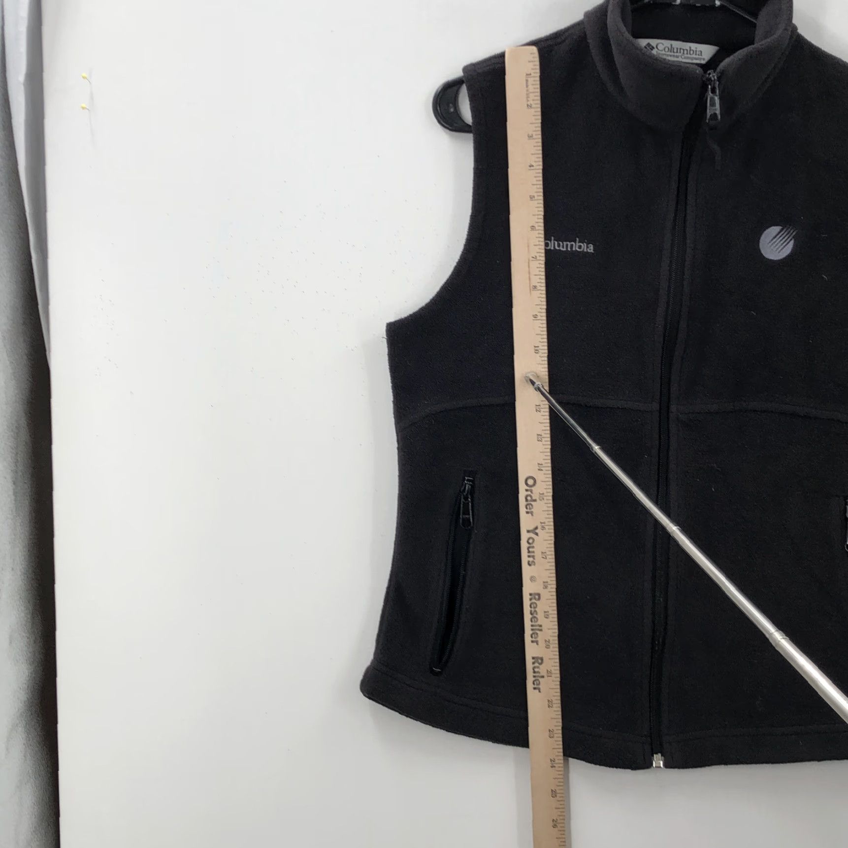Vintage Columbia Womens Vest Black Fleece Zipped Pockets Full Zip Size 38 Jacket Bodywarmer Casual Winter Sleeveless Regular Zip P Casual Womens Size XS / US 0-2 / IT 36-38 - 3 Thumbnail