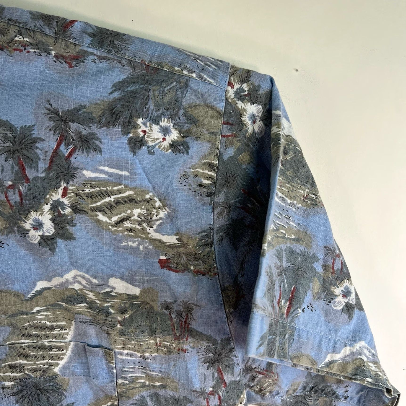 Vintage VINTAGE Wolverine Hawaiian Button Up Shirt Men’s 2XL Blue Short Sleeve UAE Made - Floral Pattern, Cotton, Casual Size US XXL / EU 58 / 5 - 3 Thumbnail