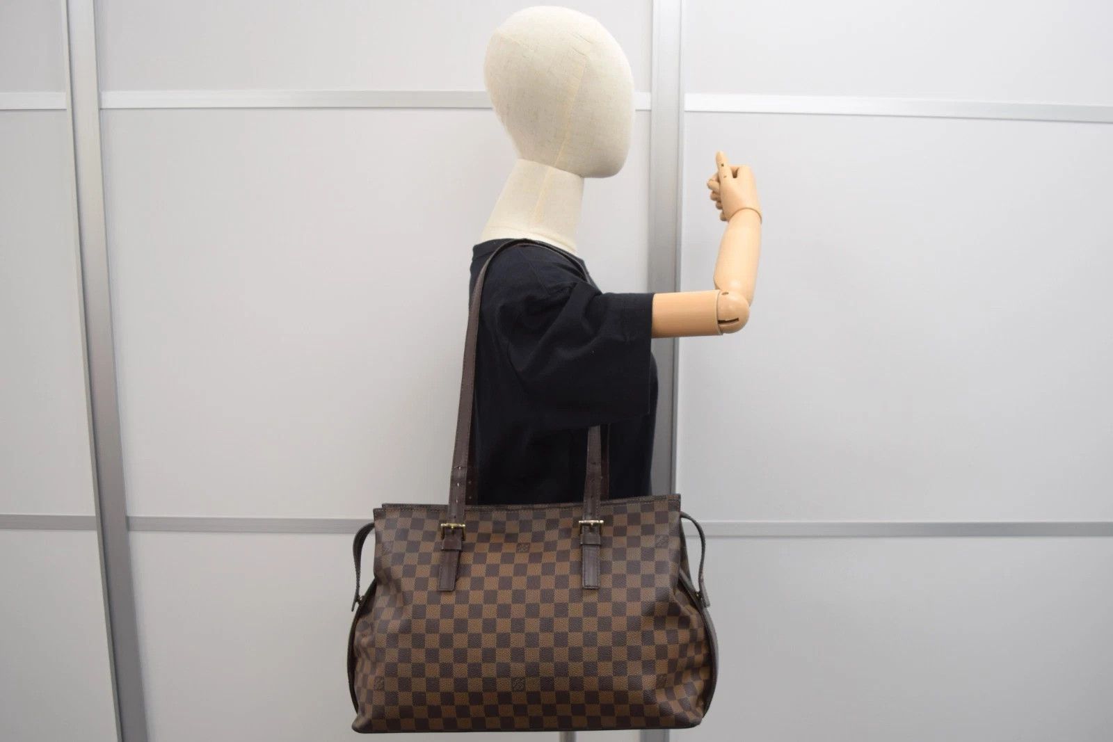 Louis Vuitton Louis Vuitton Chelsea Shoulder Bag Damier Ebene N51119 Size ONE SIZE - 2 Thumbnail
