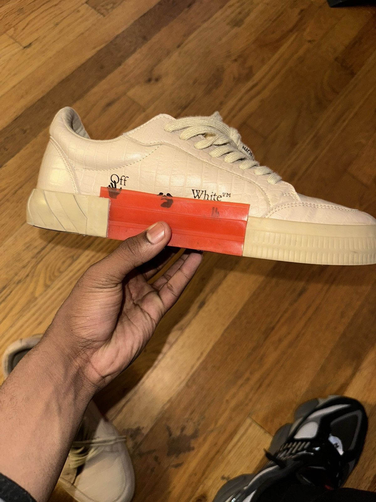 Off-White off-white low sneakers Size US 11 / EU 44 - 8 Thumbnail