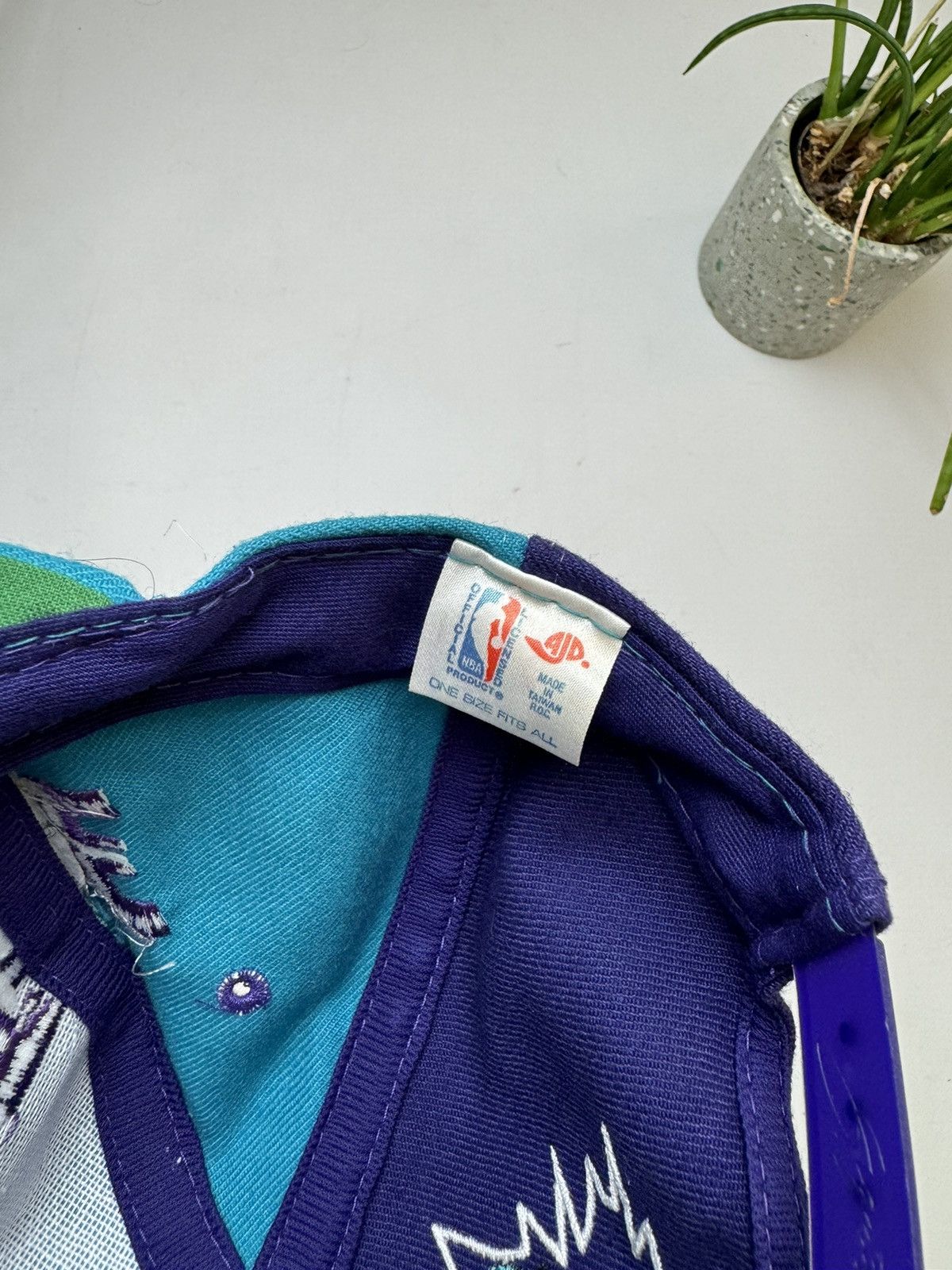 NBA × Vintage Rare vintage cap Charlotte Hornets 90s y2k Size ONE SIZE - 6 Thumbnail