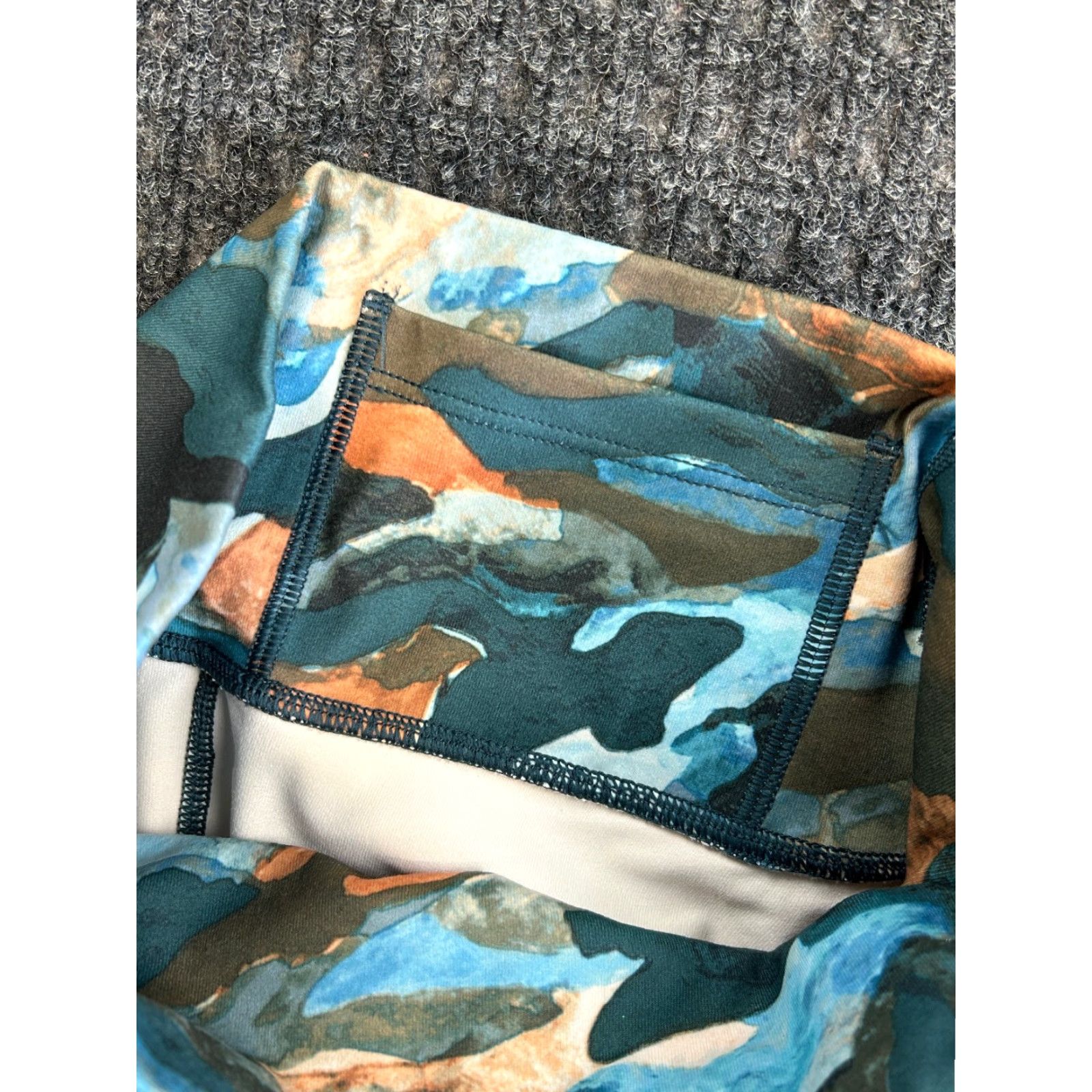 Fabletics Fabletics Leggings The Define High Waisted ⅞ 2XS XXS Pocket UPF 50+ Moisture Wicking Multicolor Knit Clothing Women Run Yoga | Leggings Size 24" / US 00 / IT 34 - 5 Thumbnail