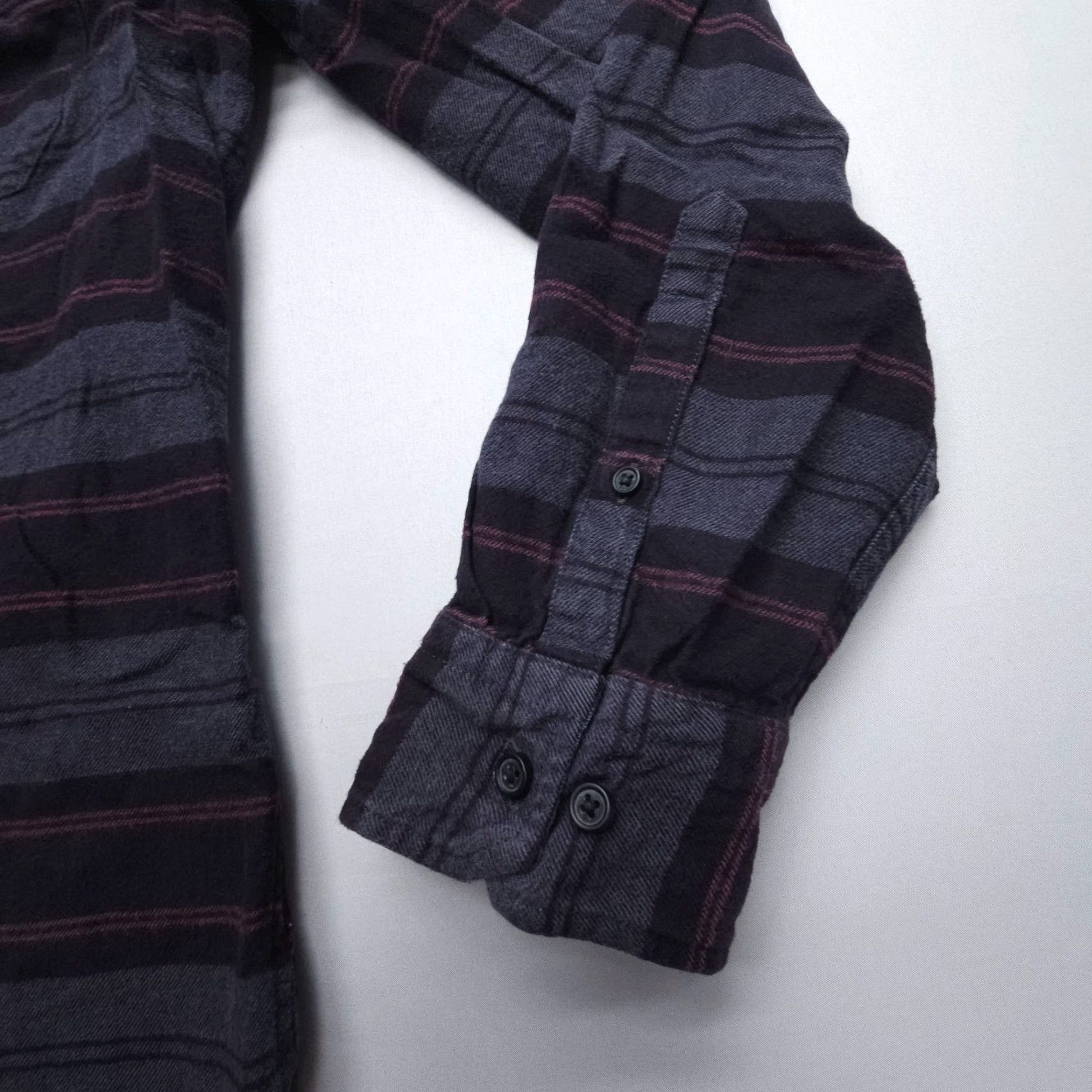 Vintage VINTAGE Wallin & Bros Long Sleeve Flannel Shirt Mens L Striped Cotton Soft Collared Size US L / EU 52-54 / 3 - 5 Thumbnail