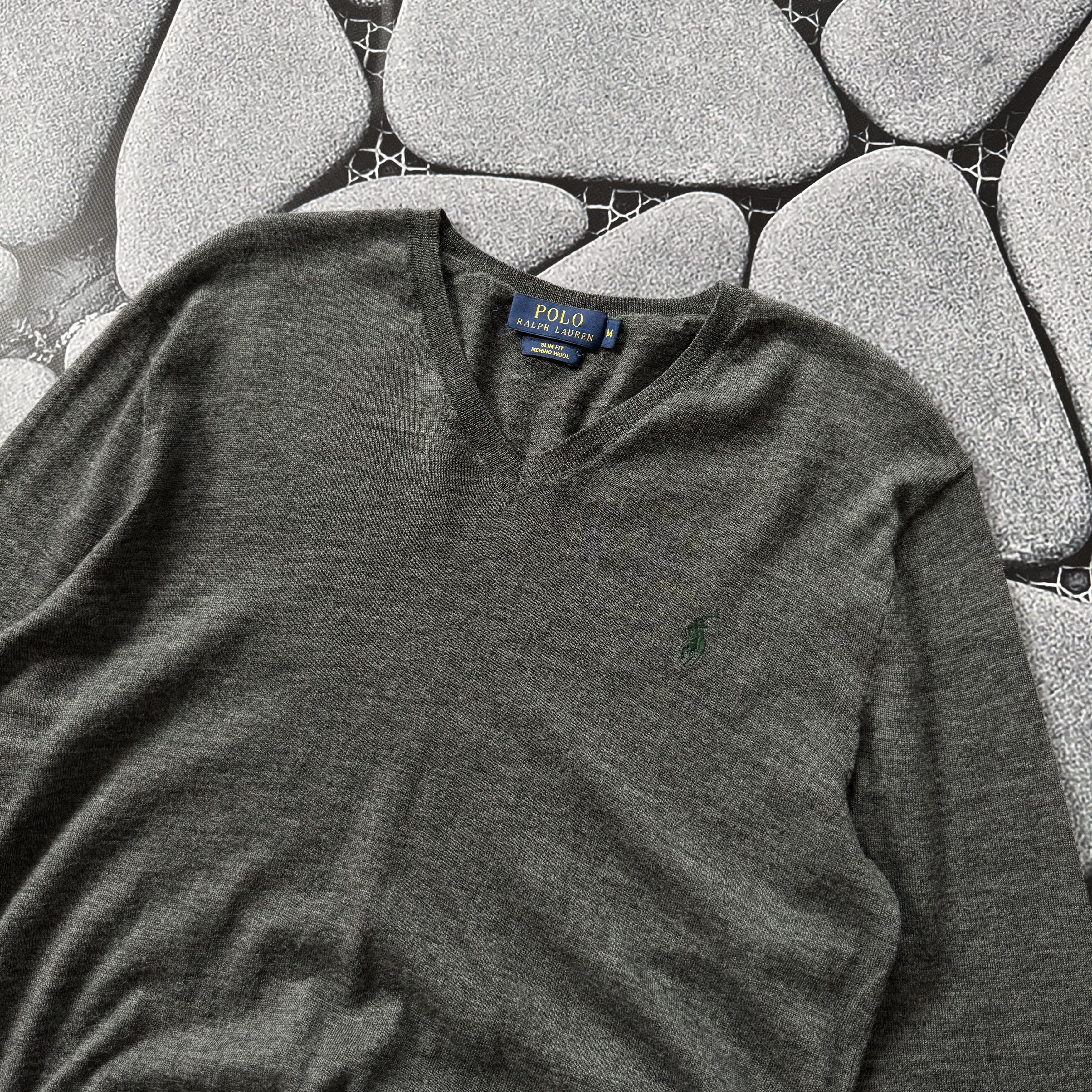 Polo Ralph Lauren POLO RALPH LAUREN V NECK WOOL SWEATER SLIM FIT Size US M / EU 48-50 / 2 - 7 Thumbnail
