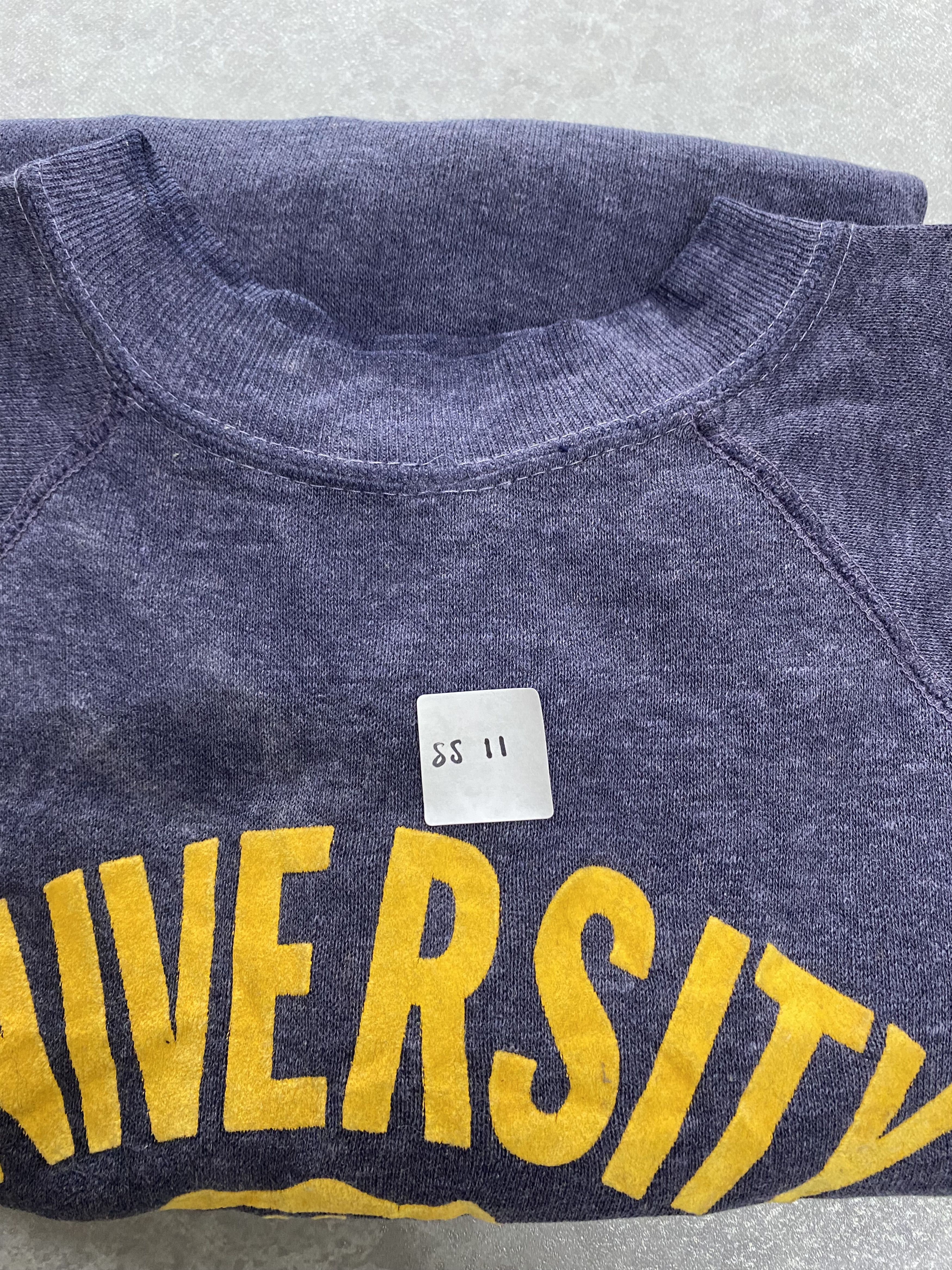Vintage Vintage University Washington Sweatshirt Size US M / EU 48-50 / 2 - 6 Thumbnail