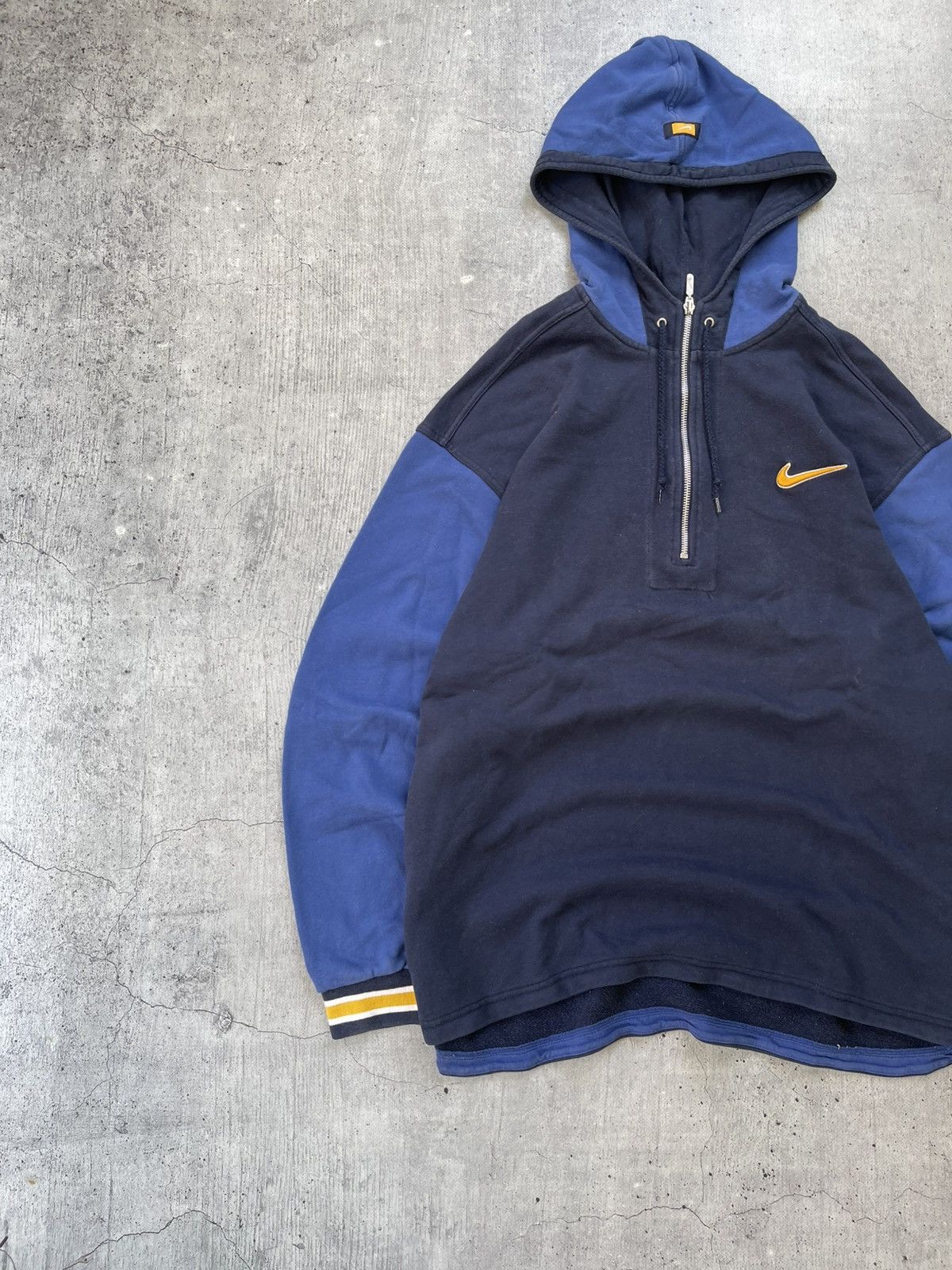 Nike 00s Nike Vintage Big Logo Hoodie Y2K Size US L / EU 52-54 / 3 - 4 Thumbnail