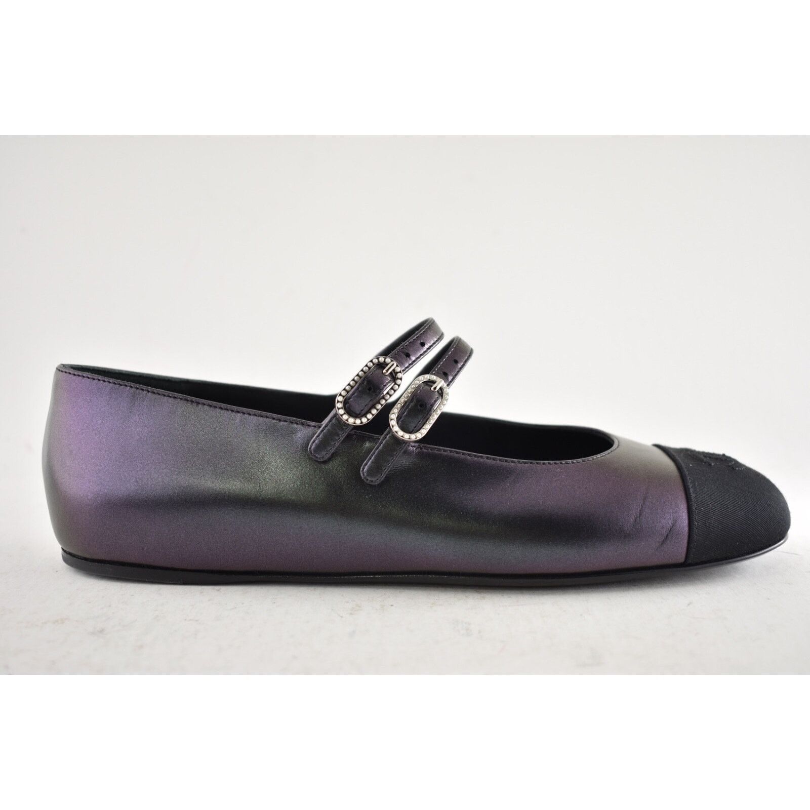 Chanel Chanel 24S Iridescent Black Double Strap Pearl CC Logo Size US 8 / IT 38 - 2 Thumbnail