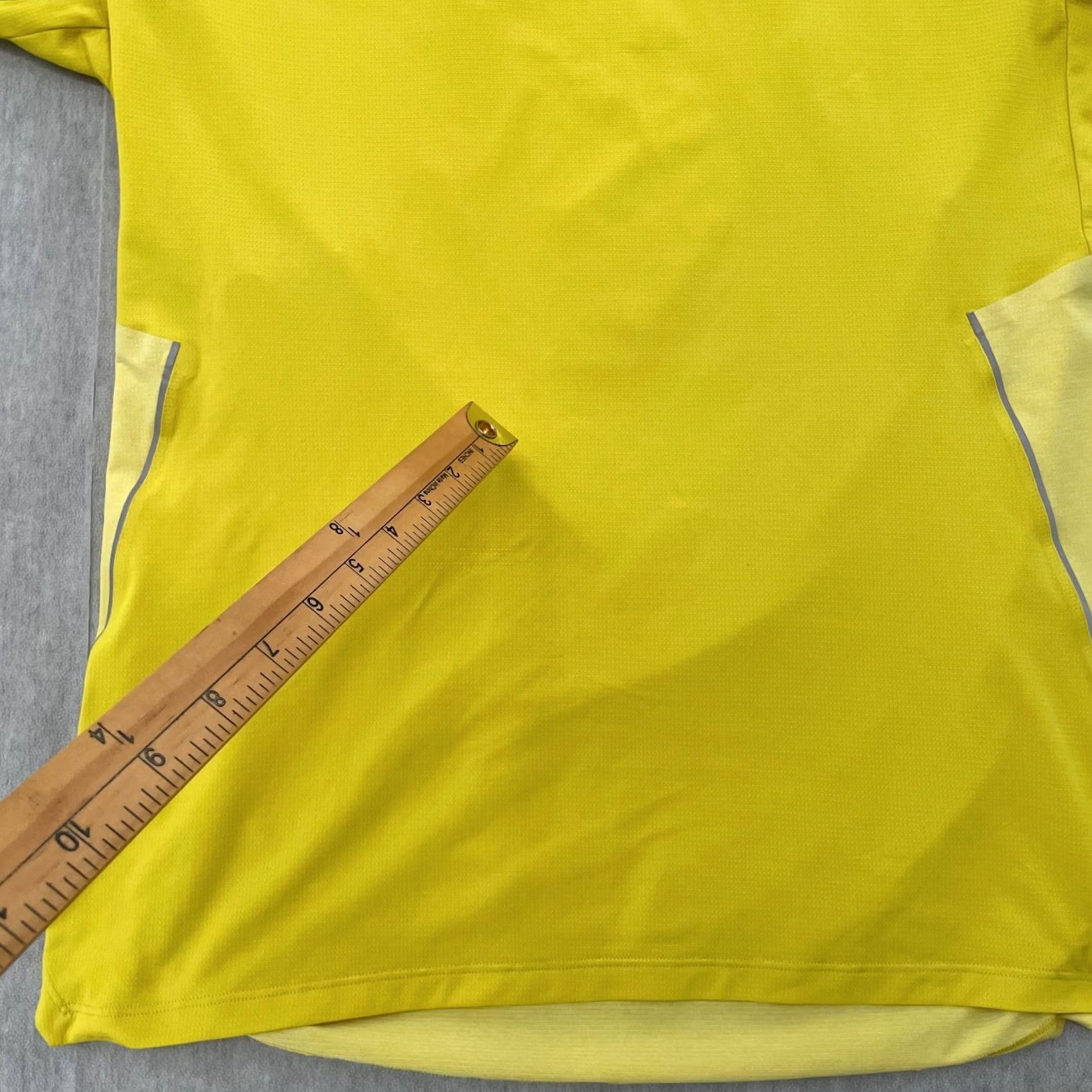 Lululemon Lululemon Shirt Adult Medium Yellow Quick Dry Reflective Breathable Lightweight Moisture Wicking Short Sleeve Mens M Size US M / EU 48-50 / 2 - 7 Thumbnail