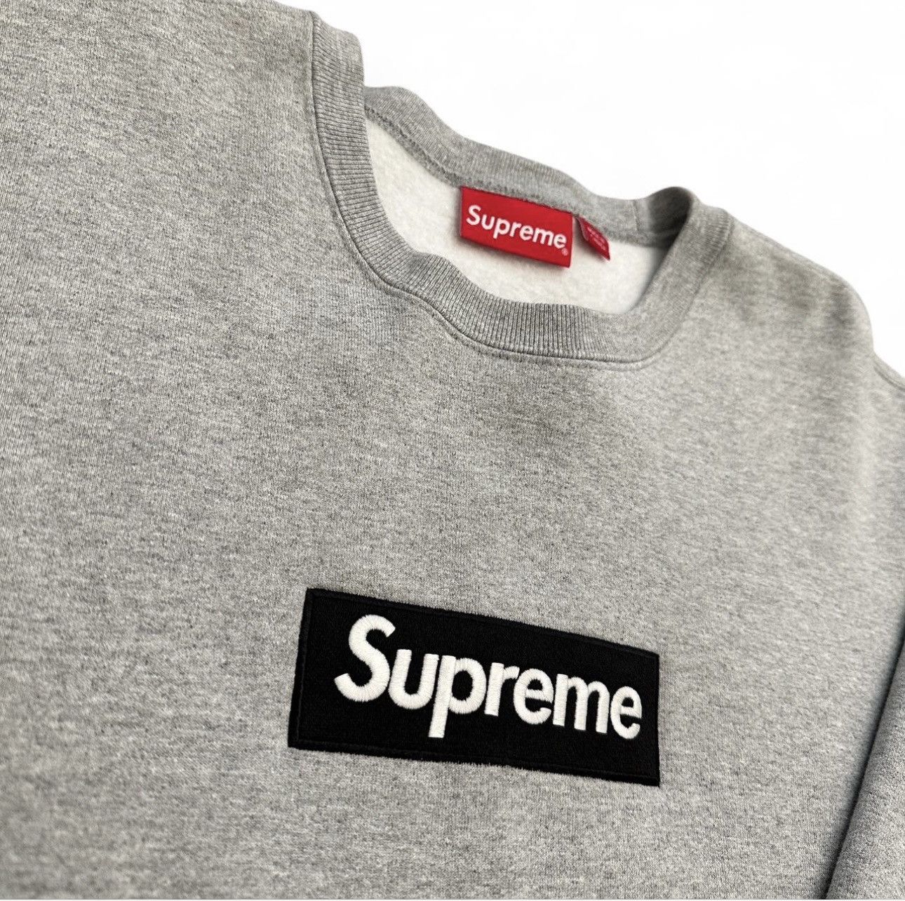 Supreme Supreme Box Logo Crewneck (FW22) Size US M / EU 48-50 / 2 - 2 Thumbnail