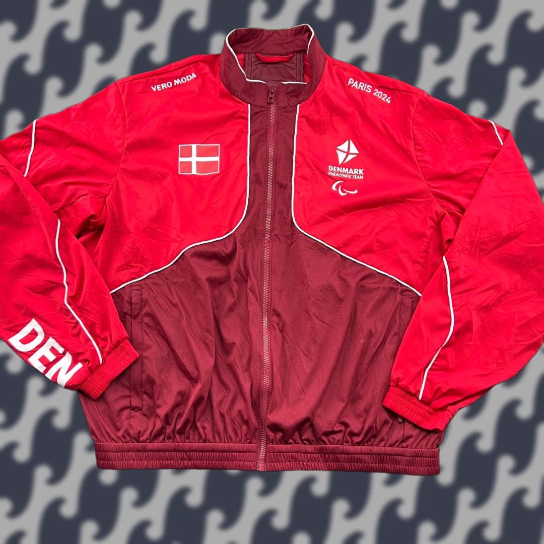Vintage VERO MODA Denmark Paralympic Team 2024 Jacket Medium Full Zip Red Size US M / EU 48-50 / 2 - 1 Thumbnail