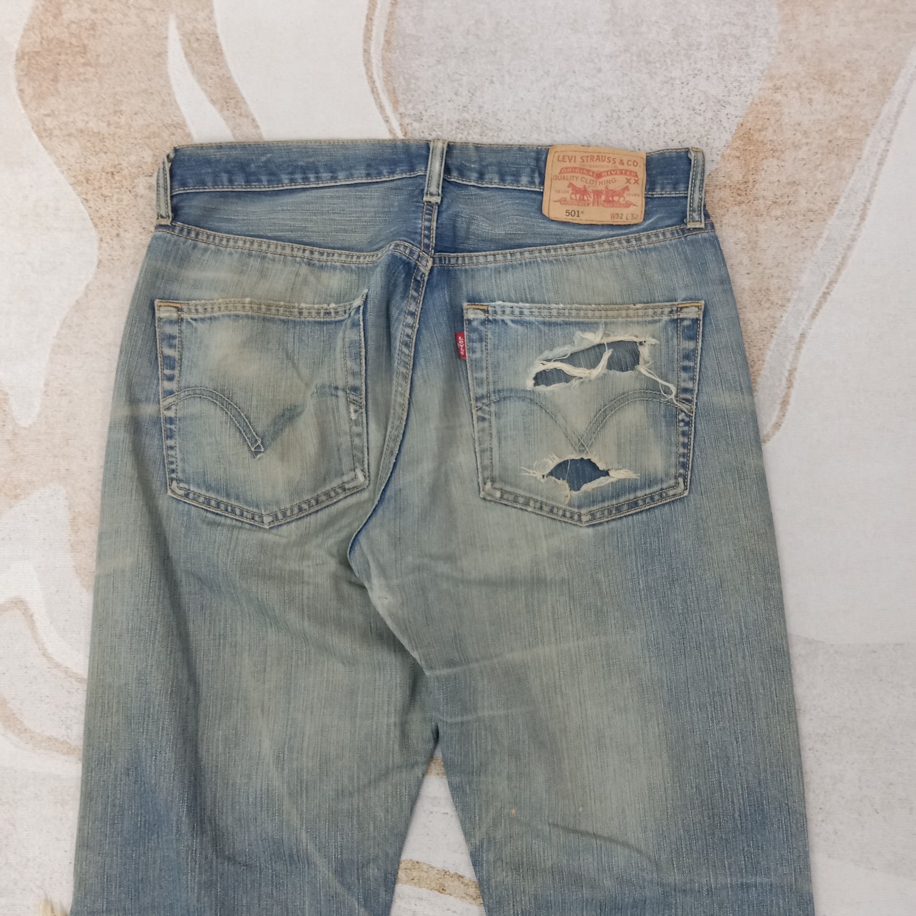 Levi's Levi's 501 Distressed Grunge Denim Jeans C258N22 Size US 31 - 6 Thumbnail
