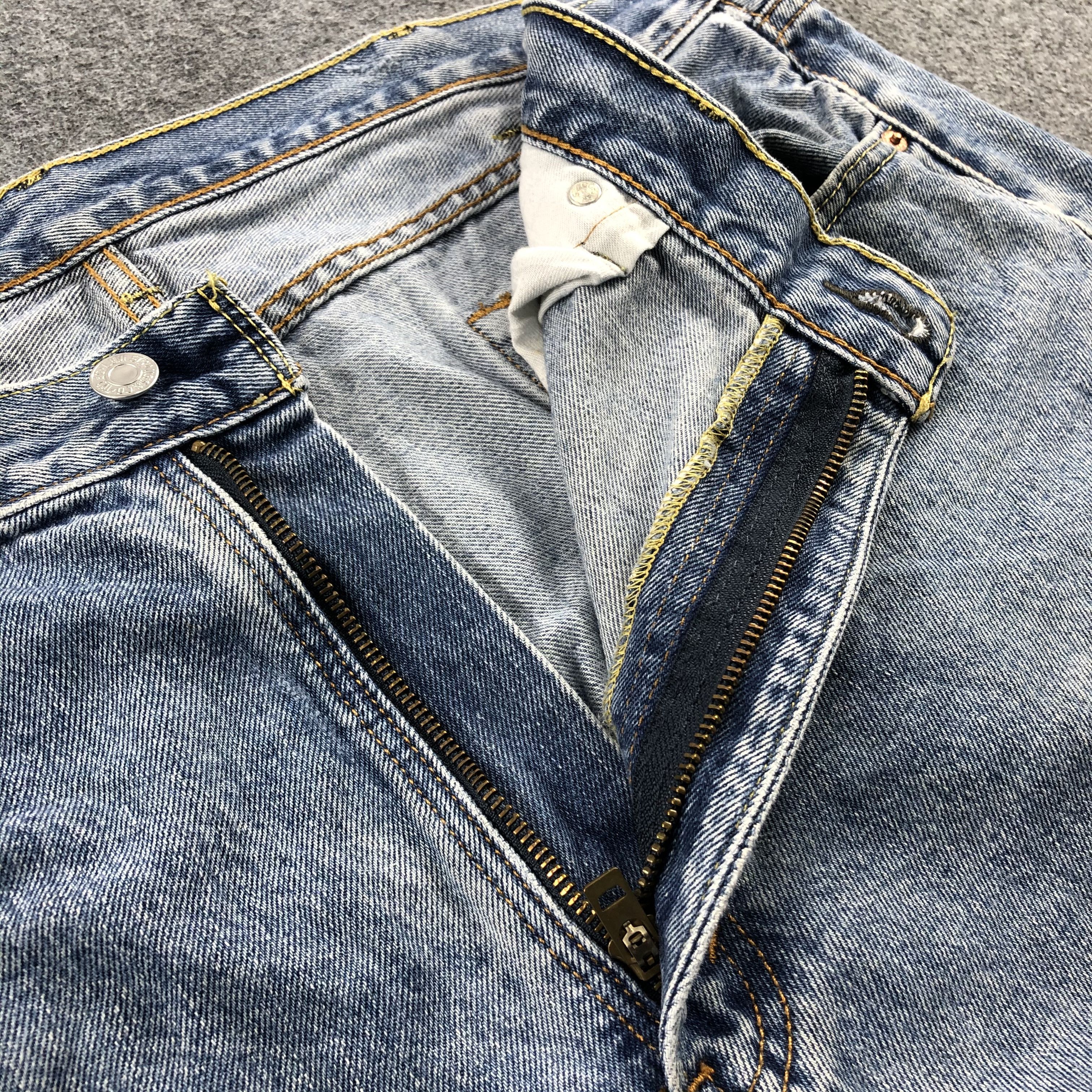 Levi's × Vintage Vintage Blue Wash Levis 505 Jeans-JM1242 Size US 41 - 8 Thumbnail
