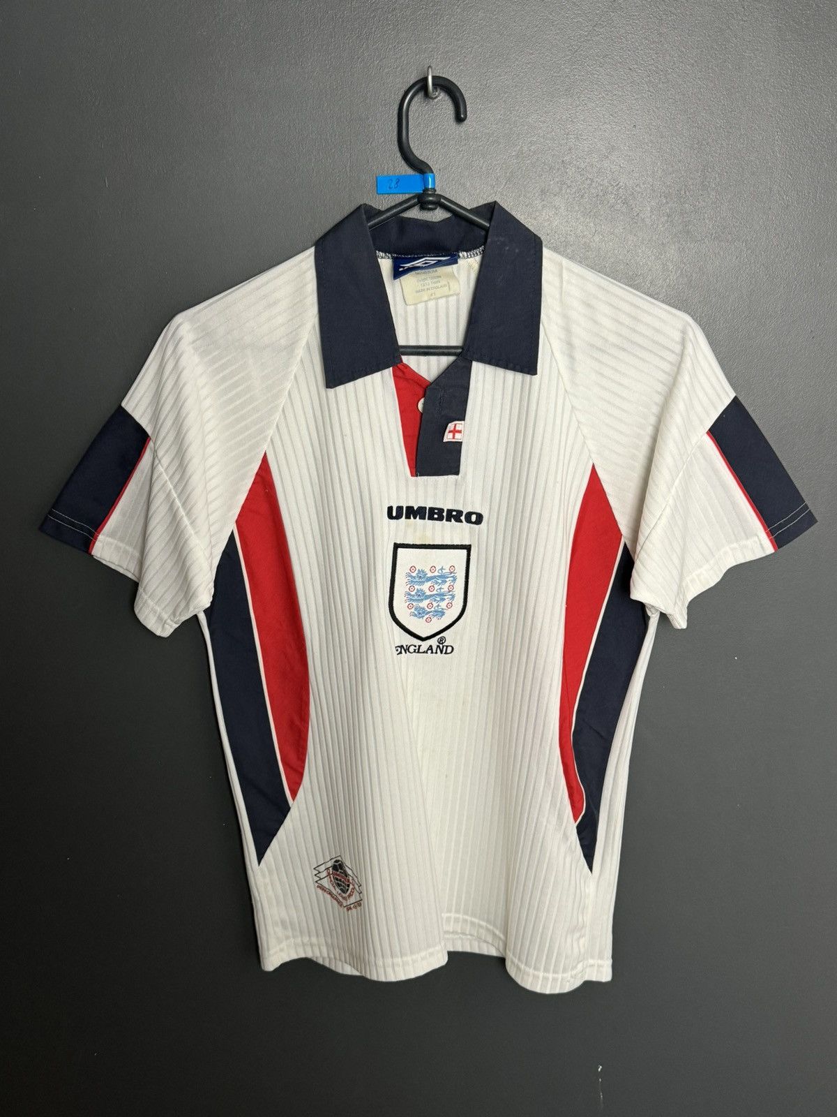 Umbro KIDS England National Team 97/99 Home Football Jersey Shirt Size US XS / EU 42 / 0 - 1 Thumbnail