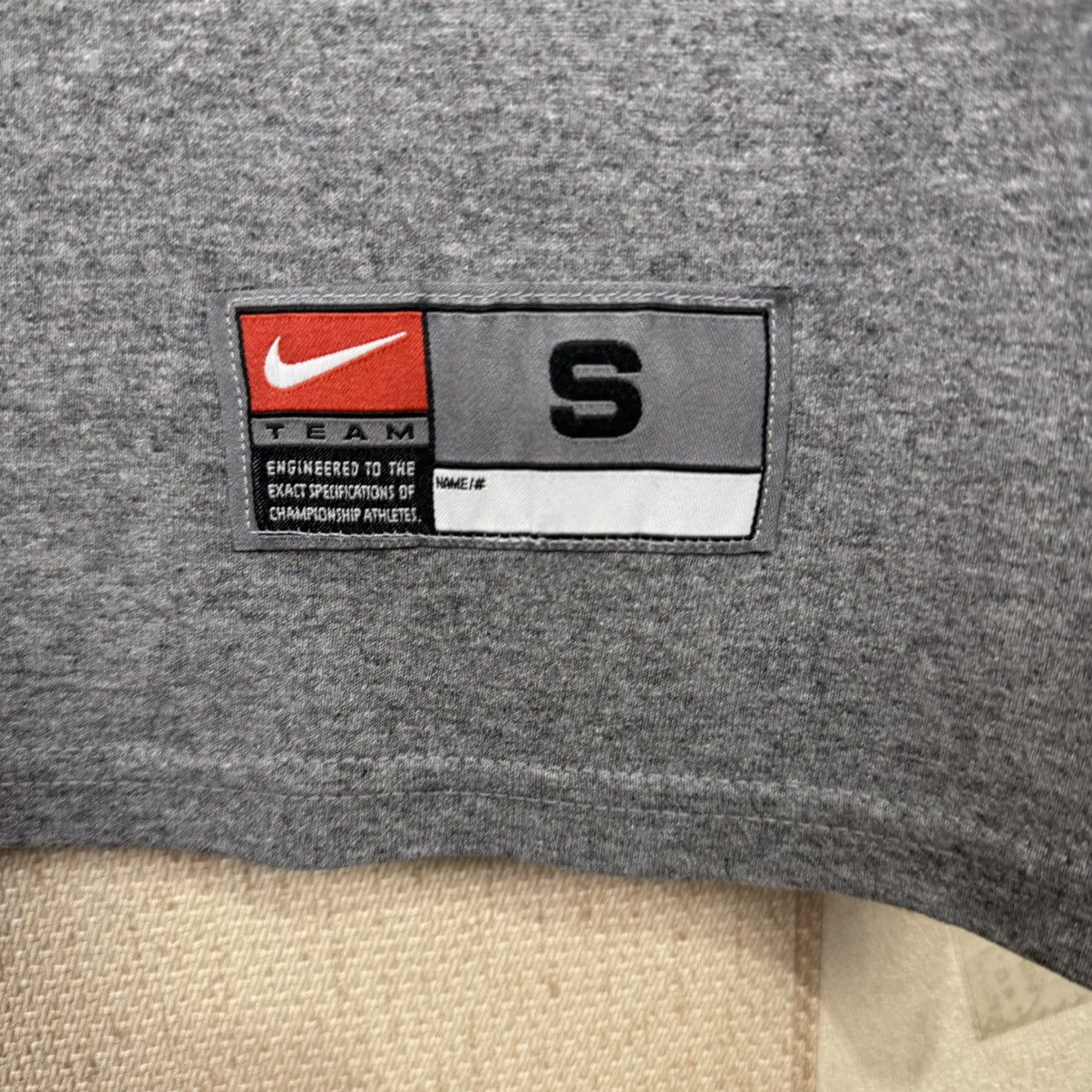 MLB × Nike × Vintage Vintage Nike Red Sox Boston T shirt Swoosh 00s MLB S Size US S / EU 44-46 / 1 - 12 Thumbnail