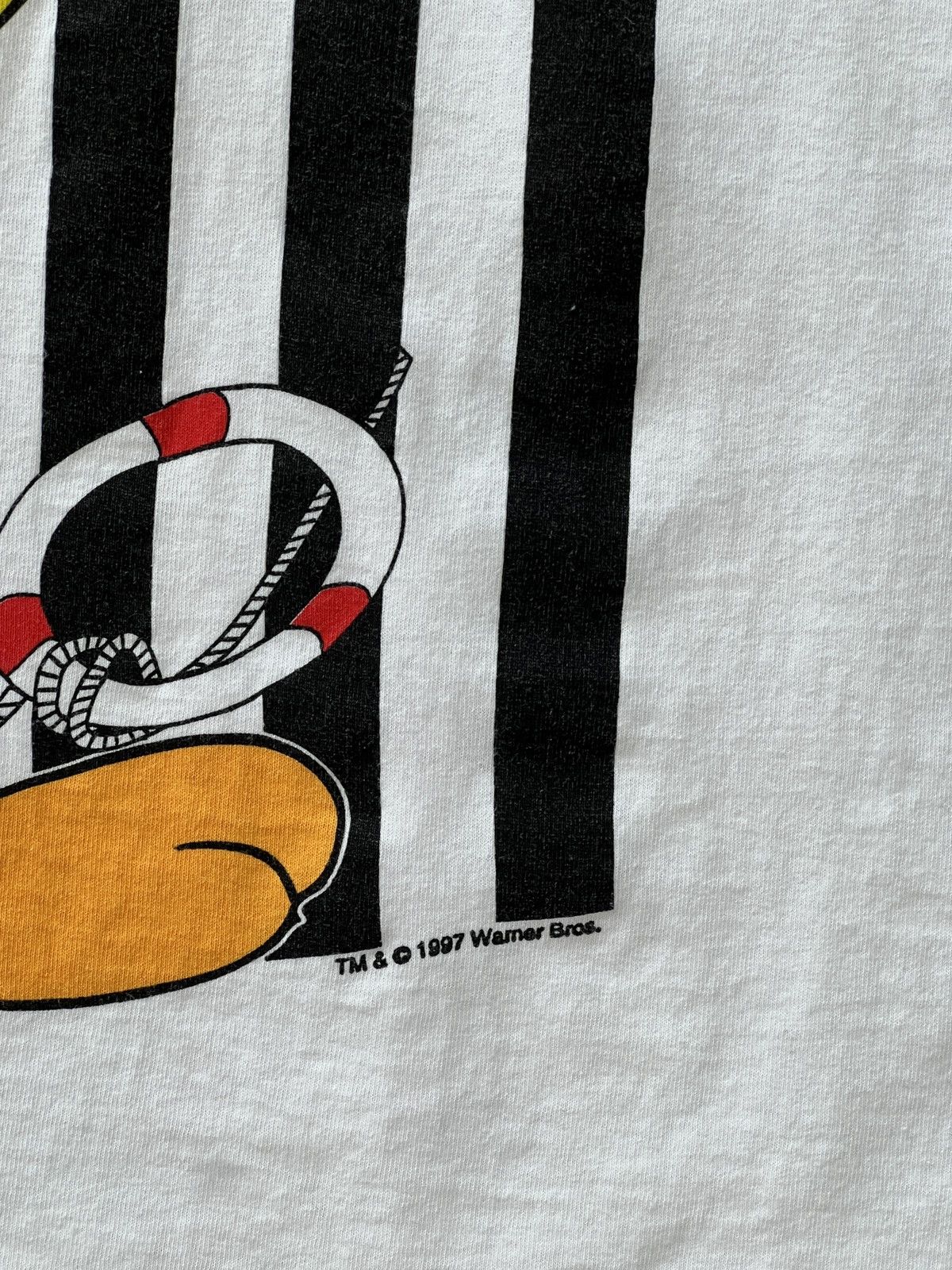 Vintage × Warner Bros Vintage 1997 Looney Tunes Tweety Bay Watch Tank Top Large Size US L / EU 52-54 / 3 - 5 Thumbnail