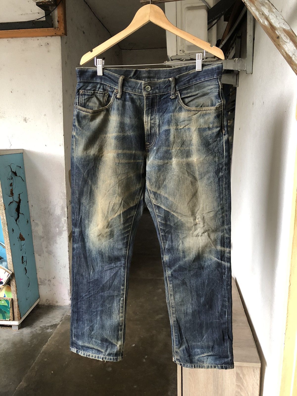 Uniqlo Uniqlo Flare Distressed Kaihara Denim Wax Jeans Straight Cut Size US 35 - 4 Thumbnail