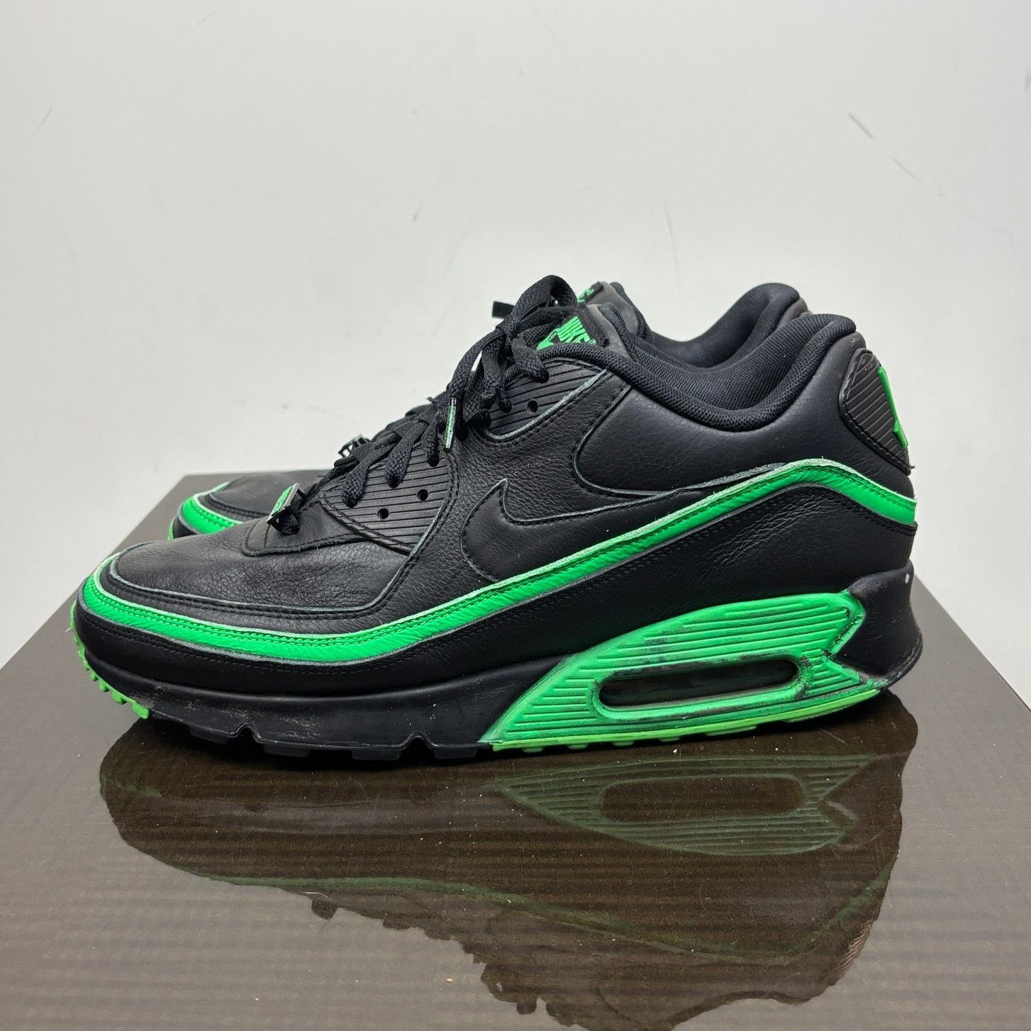 Nike × Undefeated Nike Undefeated Air Max 90 Black Green Sneakers Men's 13 Size US 13 / EU 46 - 5 Thumbnail