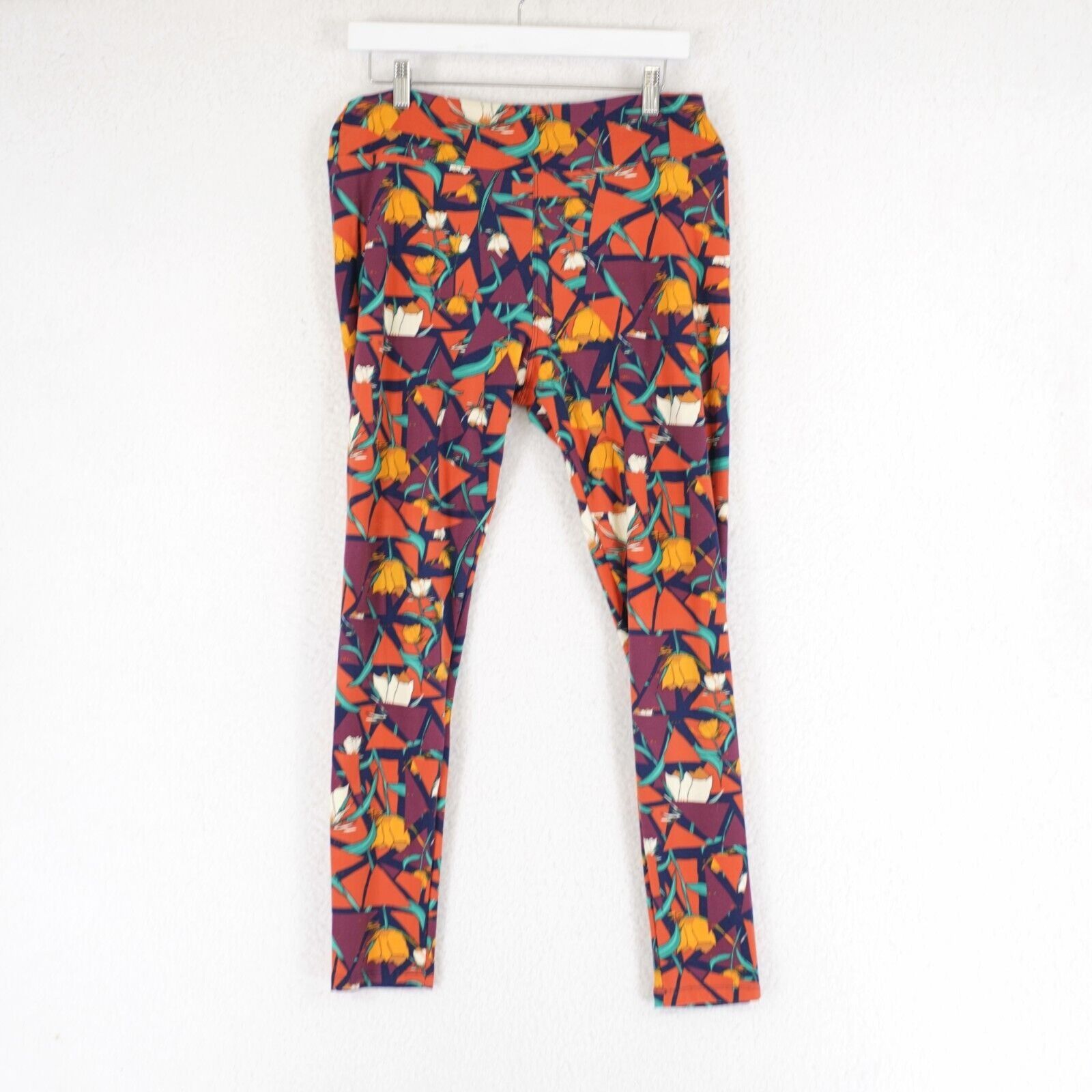 Designer LuLaRoe Tall & Curvy Leggings 30/28 Floral Maroon Orange Pan Size 30" / US 8 / IT 44 - 1 Thumbnail