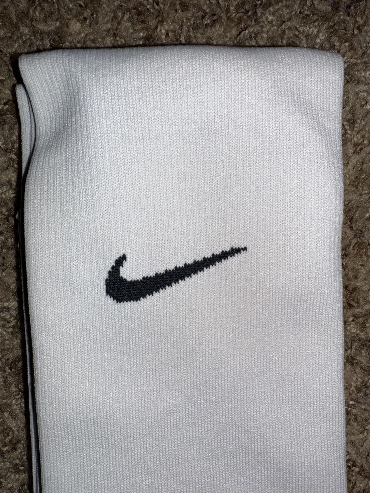 Nike Nike Men’s Tottenham 2025-2026 Home Vapor Strike Knee-High Soccer Socks Sample Size ONE SIZE - 2 Thumbnail