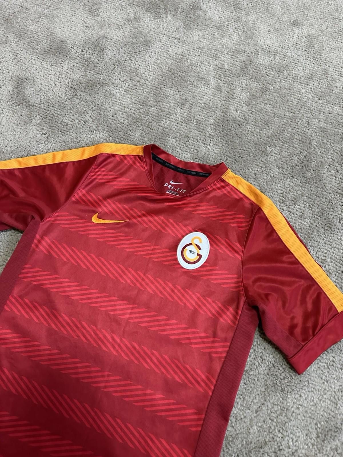 Nike 2014-15 Galatasaray Nike Football Soccer Training Shirt Sz M Size US S / EU 44-46 / 1 - 3 Thumbnail