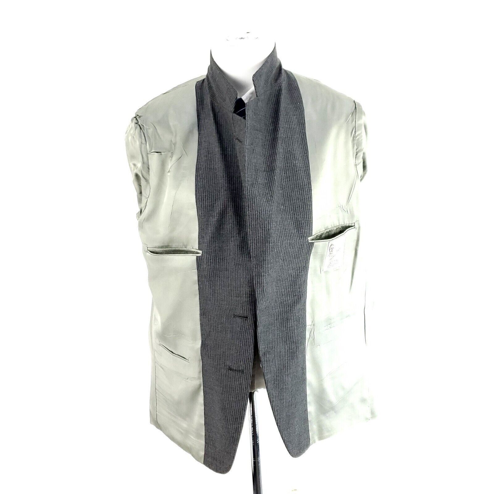 Oleg Cassini Oleg Cassini Wool 2 Button 2 Piece Suit 40S Gray Striped 38/ Size 40S - 9 Thumbnail