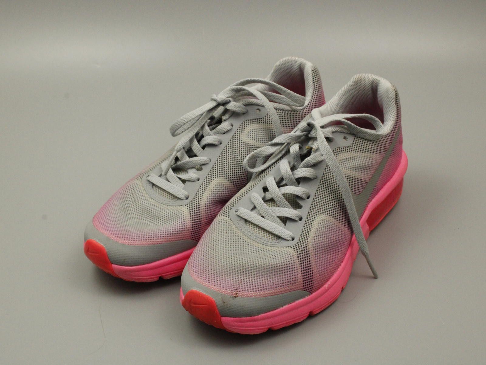 Nike Nike Men's Sneakers Gray and Pink Athletic Shoes UK Size 3 Size US 5 / EU 37 - 1 Thumbnail