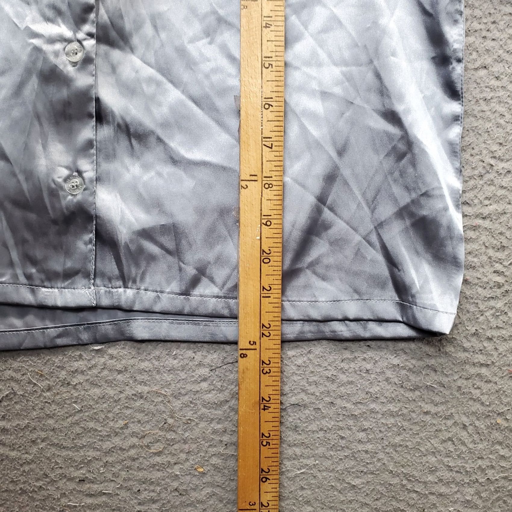Nicole Miller Nicole Miller Shirt Womens S Gray Satin Stretch Short Sleeve Lapel Button Up Size S / US 4 / IT 40 - 3 Thumbnail