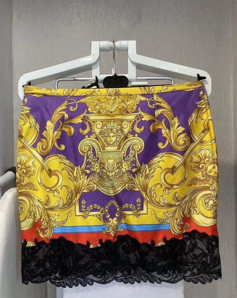 Versace Versace Baroque print skirt Size XXL / US 16-18 / IT 52-54 - 2 Thumbnail