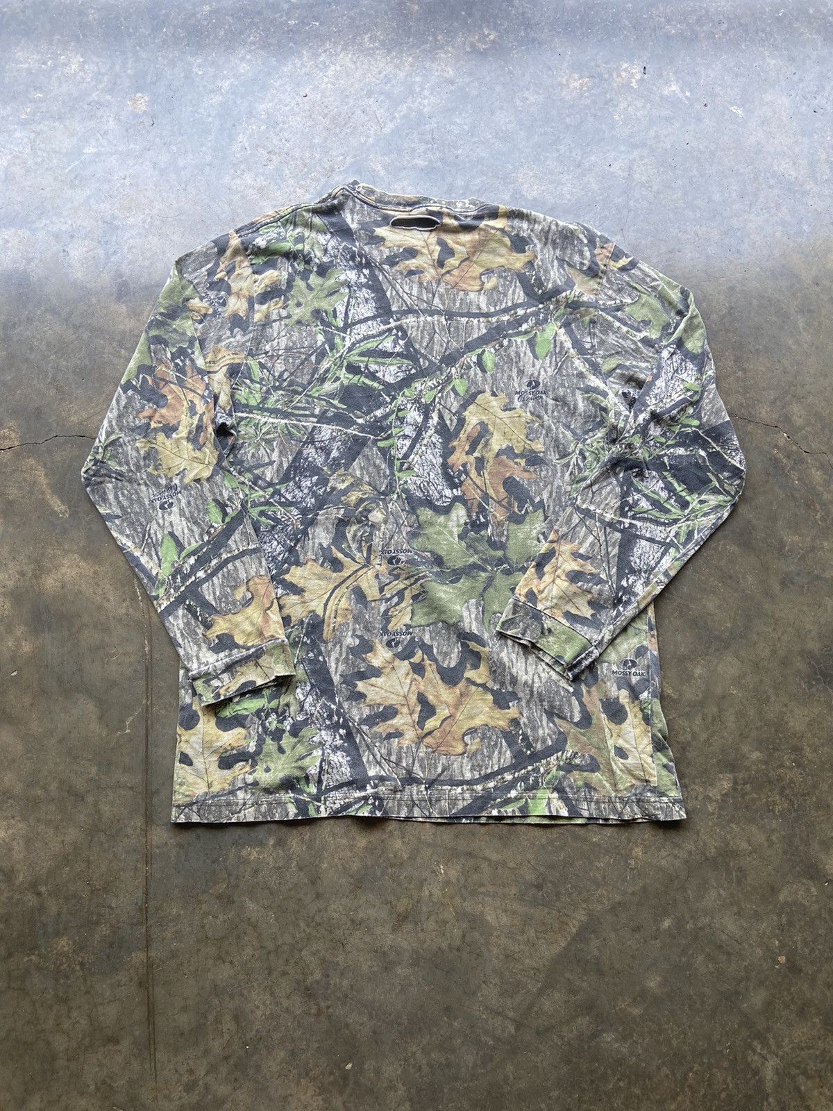 Vintage Crazy Vintage 90’s Distressed Camo T-Shirt XL Size US XL / EU 56 / 4 - 5 Thumbnail