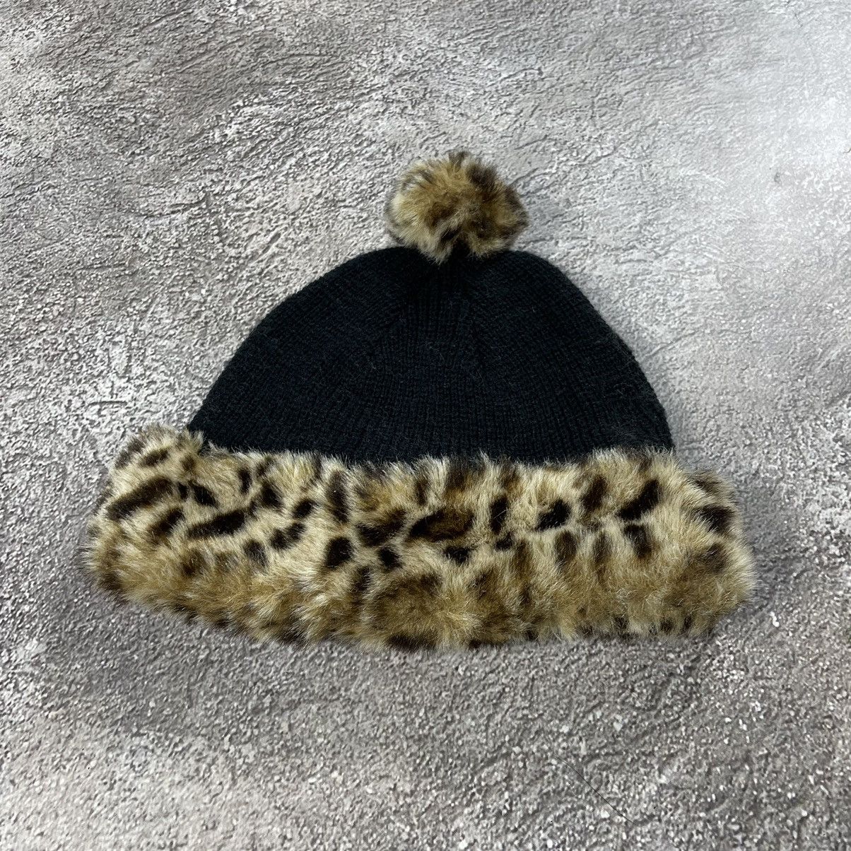 Vintage Vintage Y2K Fuzzy Mohair Beanie Black Tan Leopard Grail OS Size ONE SIZE - 2 Thumbnail