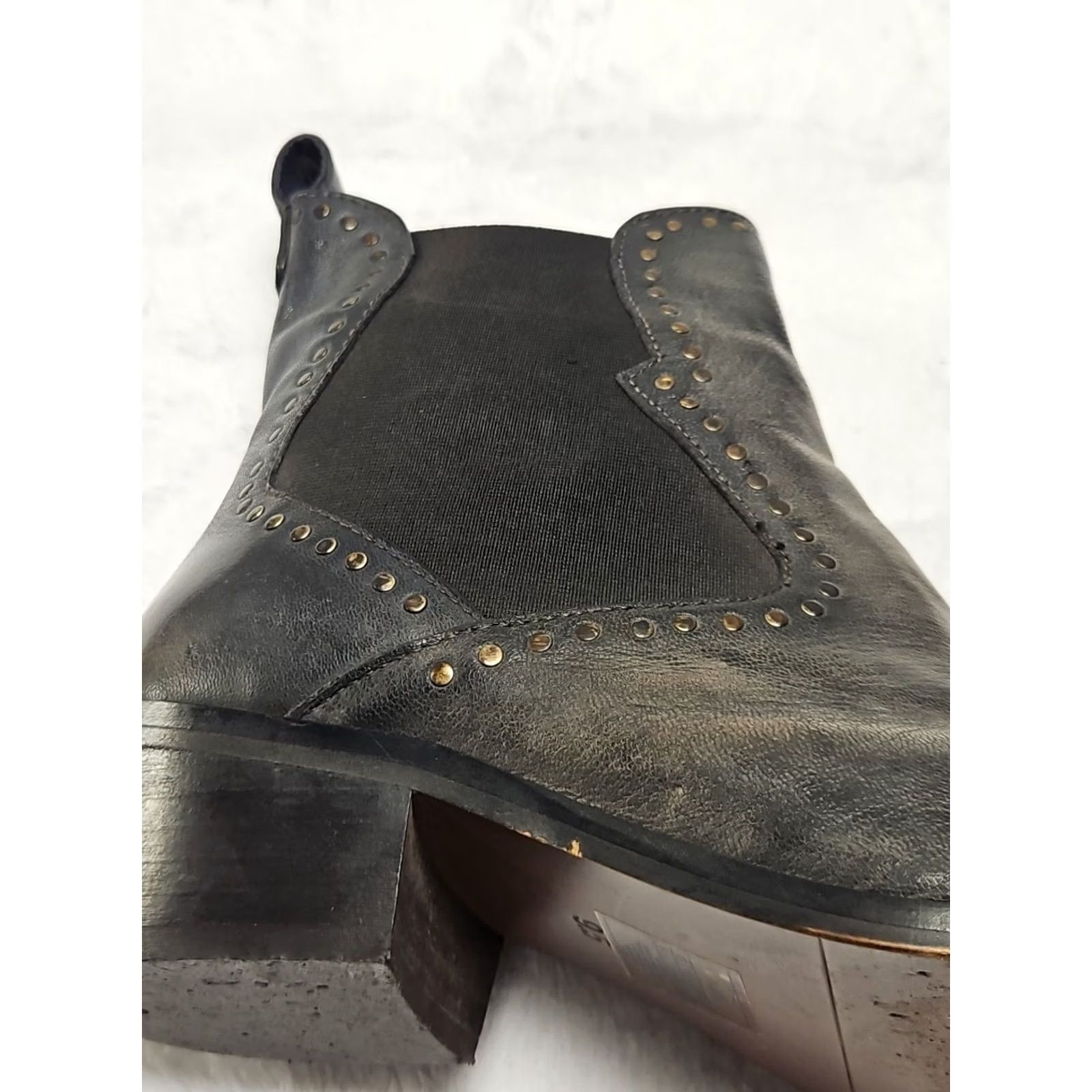 ROA ROAN Black Leather Chelsea Ankle Boots Women’s 9.5 Studded Block Heel Boho Western Chelsea Boots Womens Size US 10 / IT 40 - 6 Thumbnail