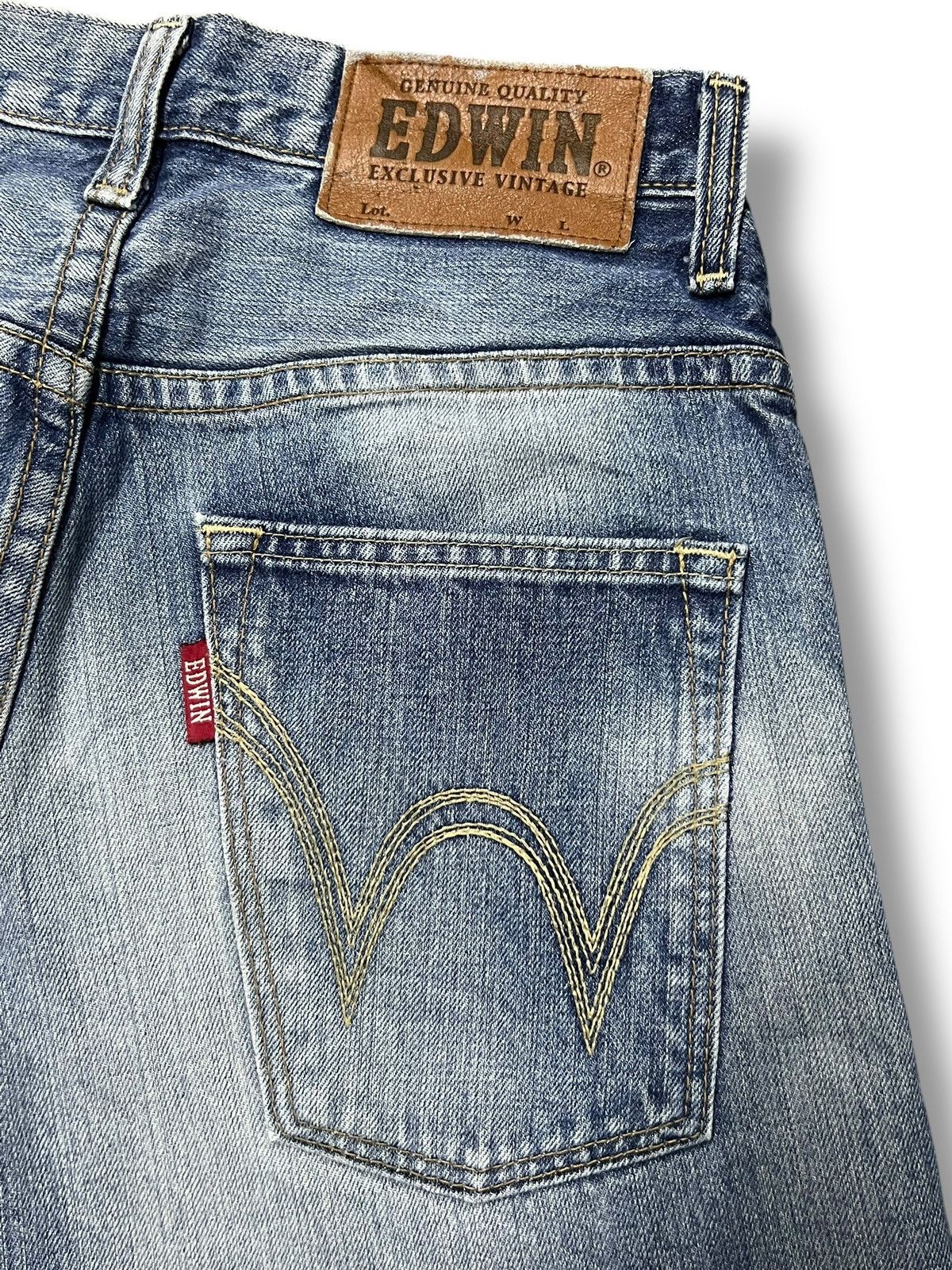 Edwin Vintage Edwin 404 Exclusive Japan - Faded Wash Jeans Size US 31 - 8 Thumbnail