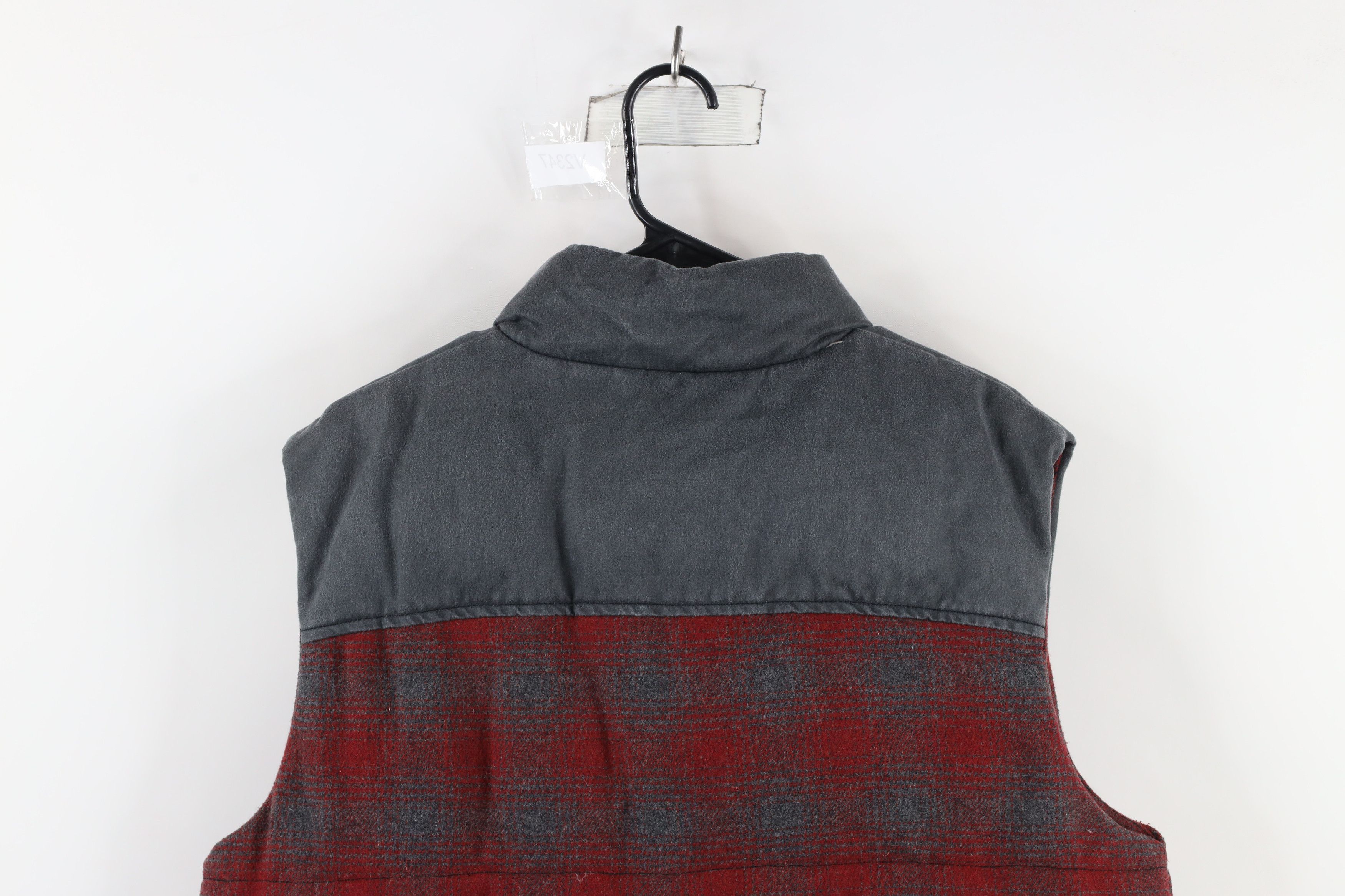 Vintage Vintage Streetwear Wool Blend Button Puffer Vest Jacket Size US L / EU 52-54 / 3 - 12 Thumbnail