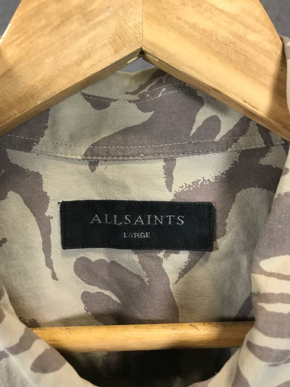 Allsaints Allsaints camo ordnance shirt Size US L / EU 52-54 / 3 - 4 Thumbnail