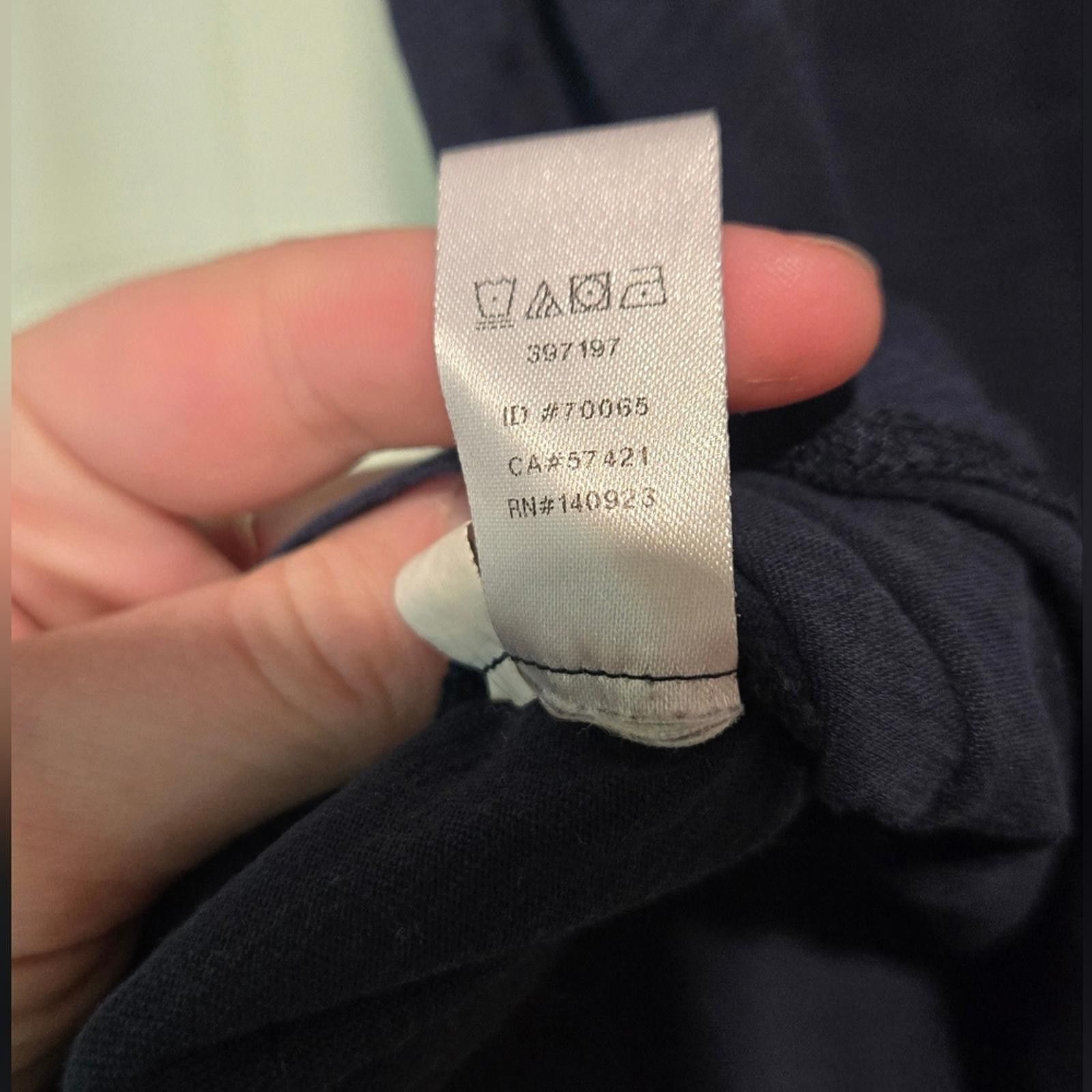 Ann Taylor Ann Taylor V Neck Tee Size M / US 6-8 / IT 42-44 - 2 Thumbnail