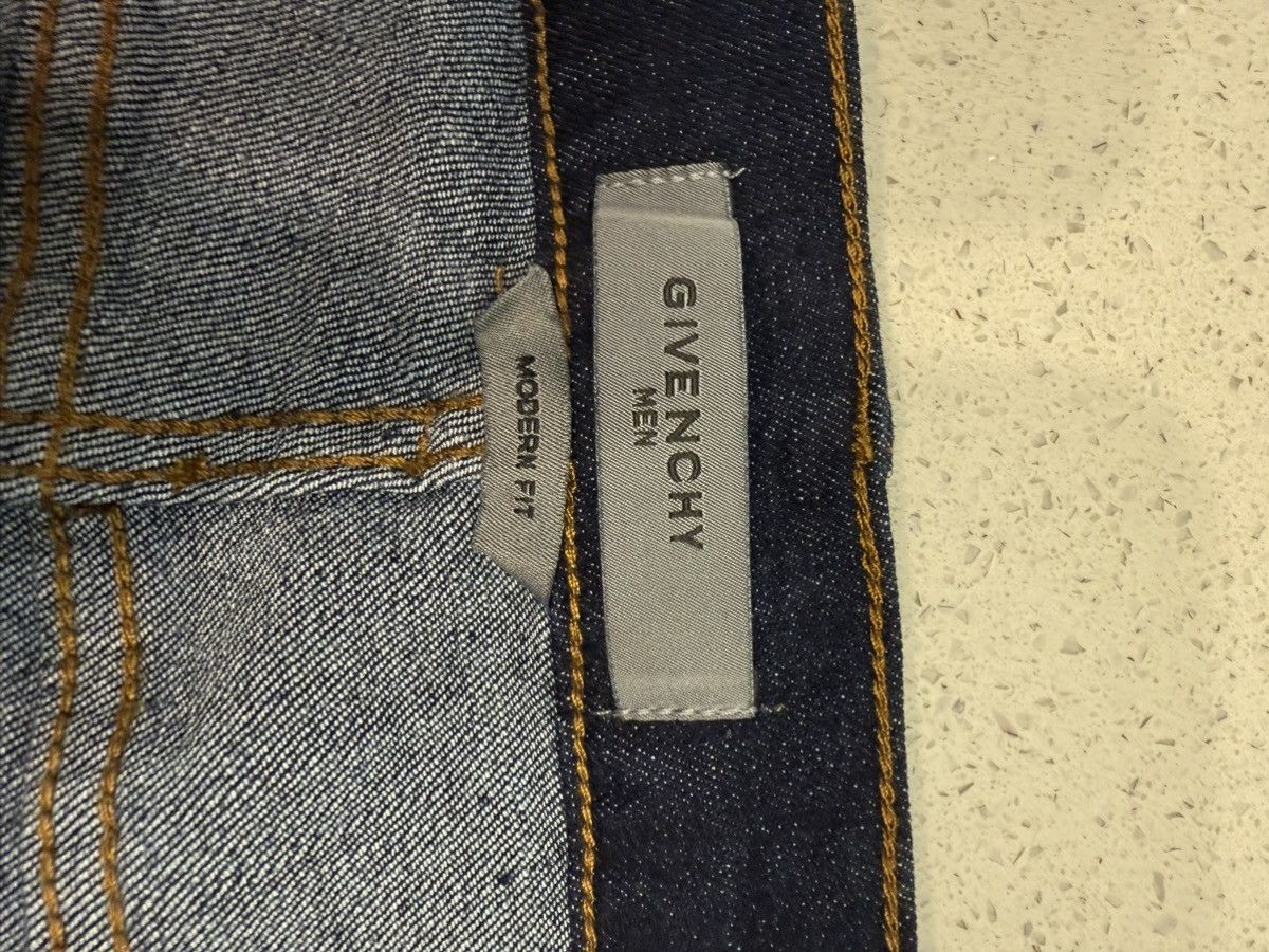 Givenchy Givenchy jeans Size US 34 / EU 50 - 4 Thumbnail
