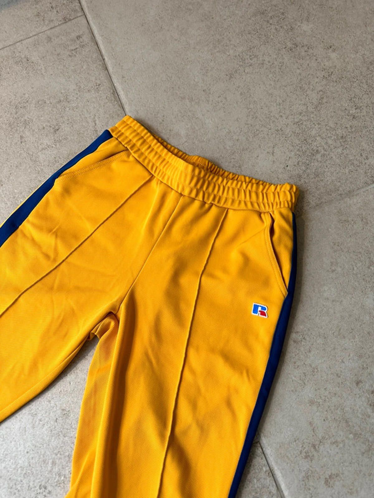 Russell Athletic Russell Athletic Trackpants Size US 30 / EU 46 - 1 Thumbnail