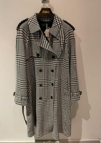Tom Ford o1w1db10824 Heavy Coat in White Black Size US M / EU 48-50 / 2 - 3 Thumbnail