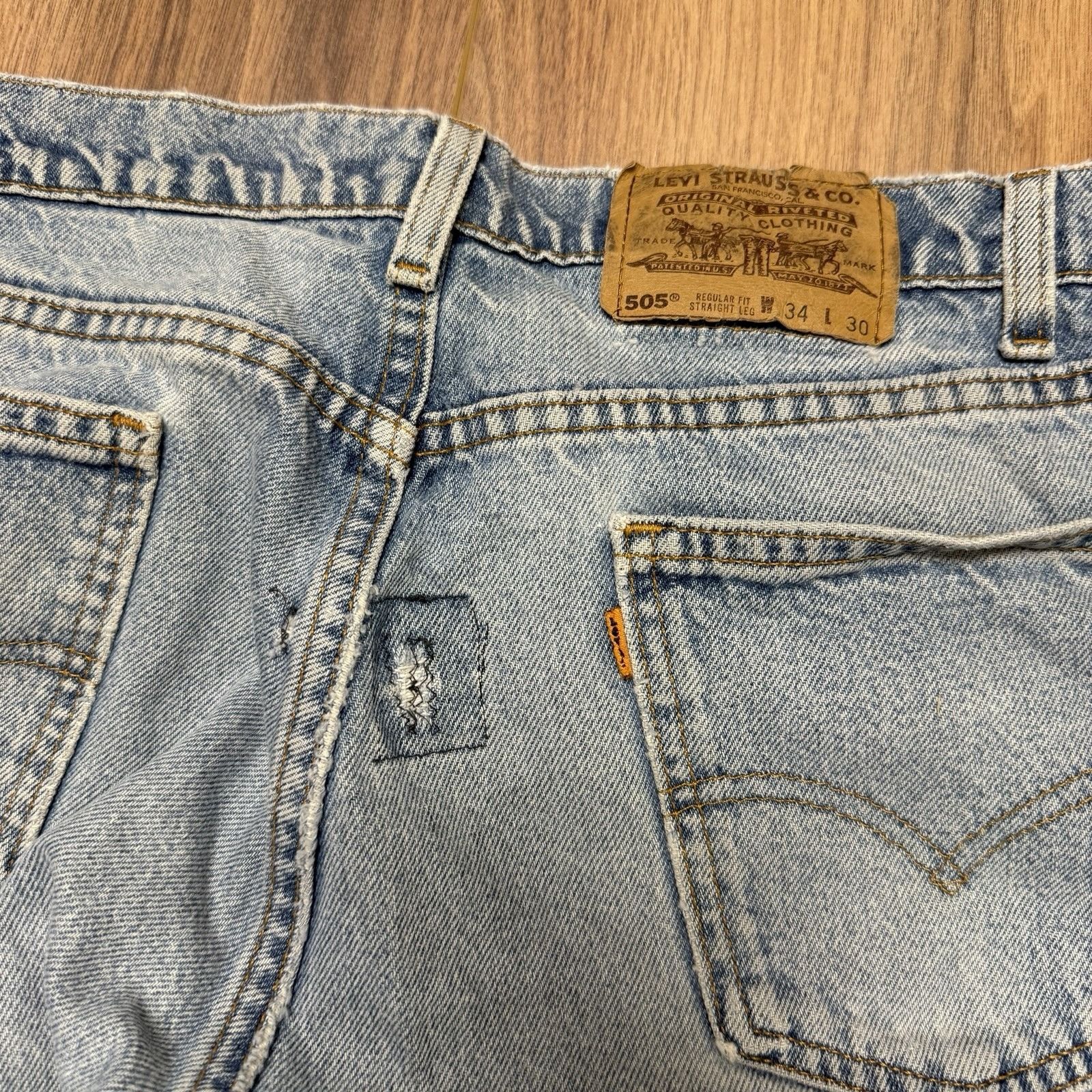 Levi's Vintage Levi's 505 Orange Tab Jeans Mens 34 (32x27) Blue Size US 34 / EU 50 - 9 Thumbnail