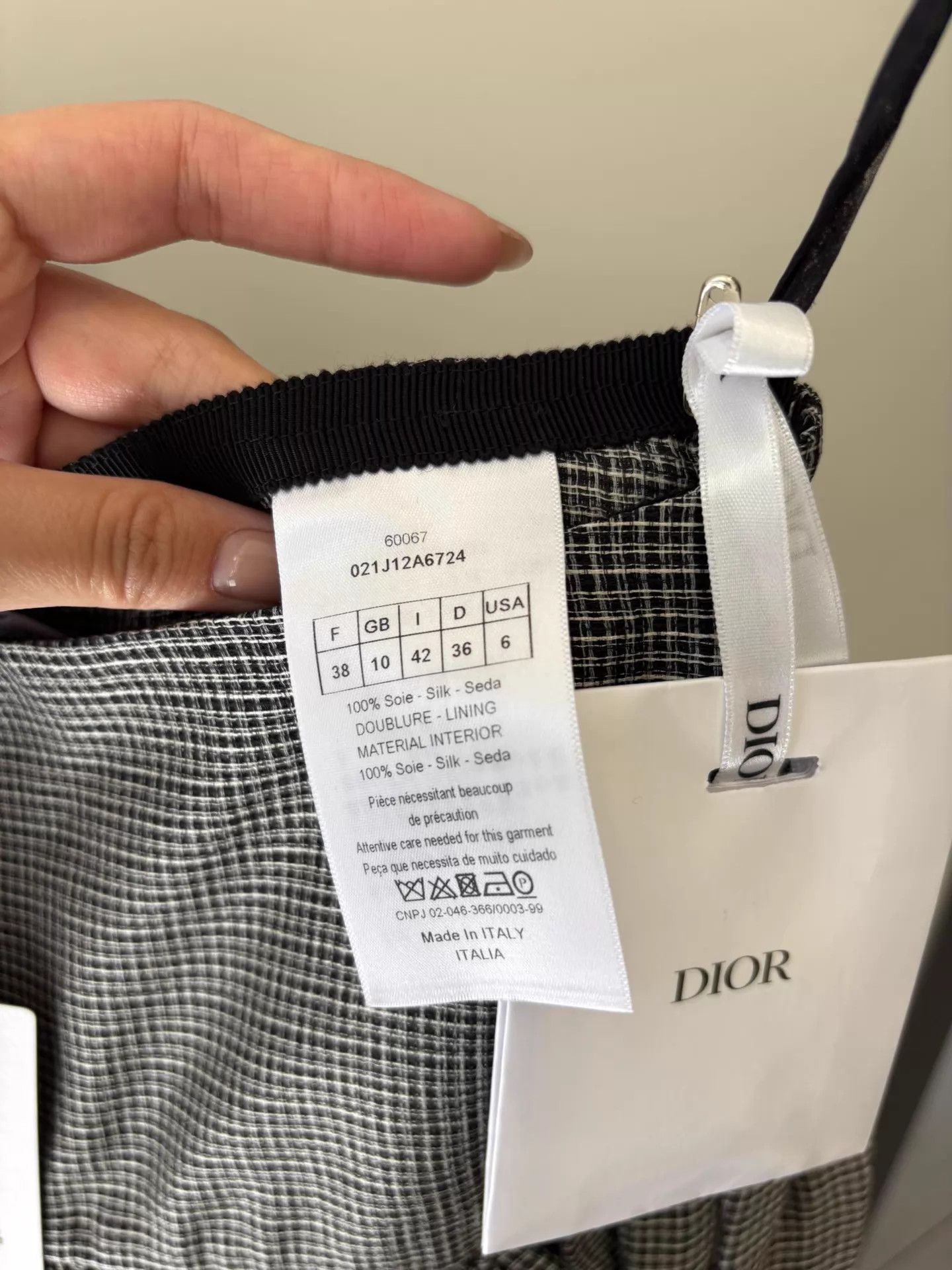Dior Dior 100% Mulberry Silk Fine Check Skirt 38 NWT Size 27" / US 4 / IT 40 - 4 Thumbnail